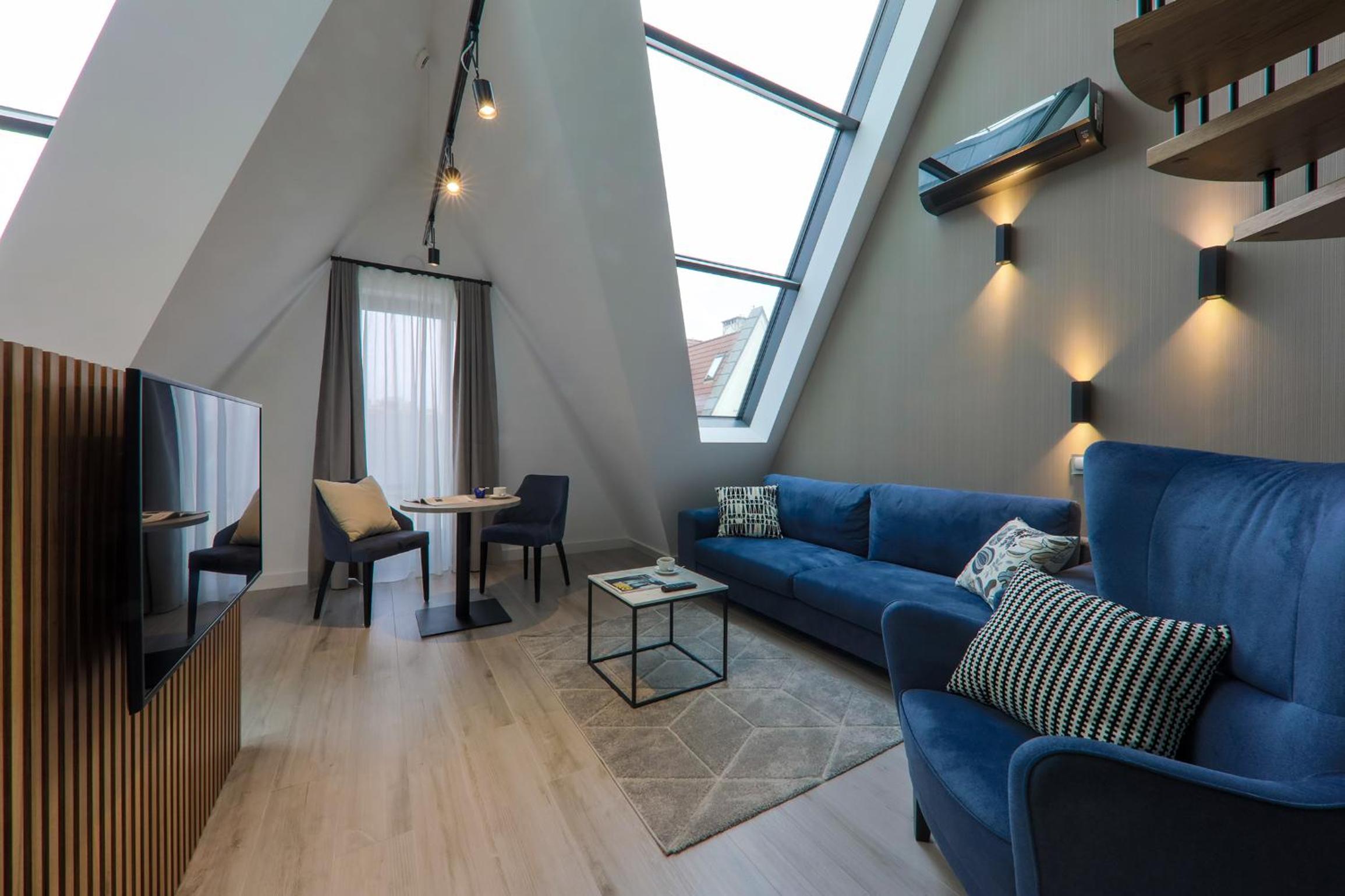 Penthouse Apartment - Photo 12