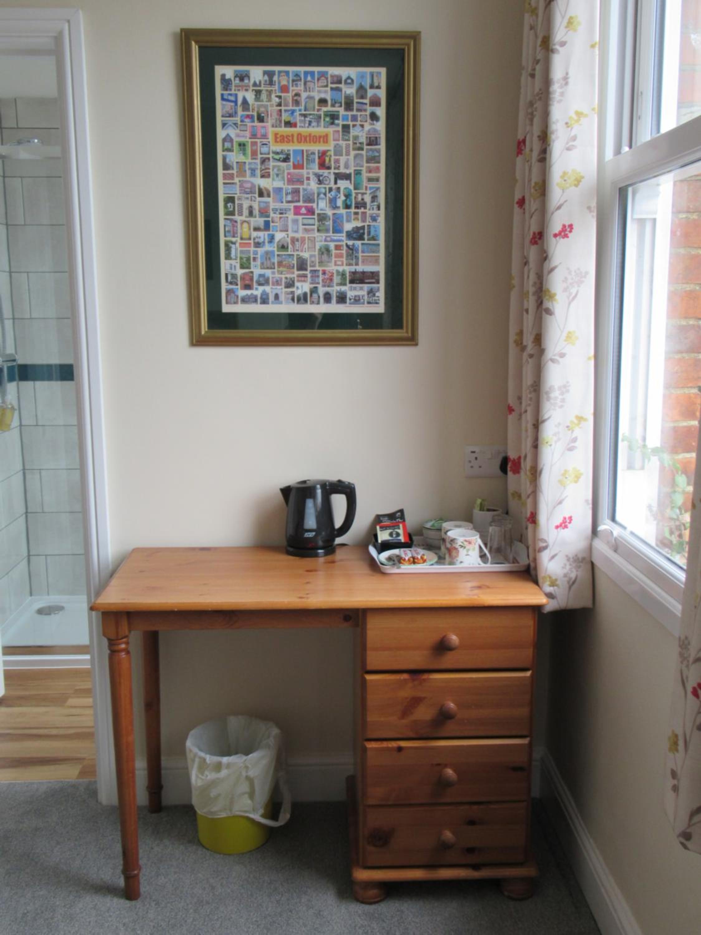 Large Twin Room photo 2