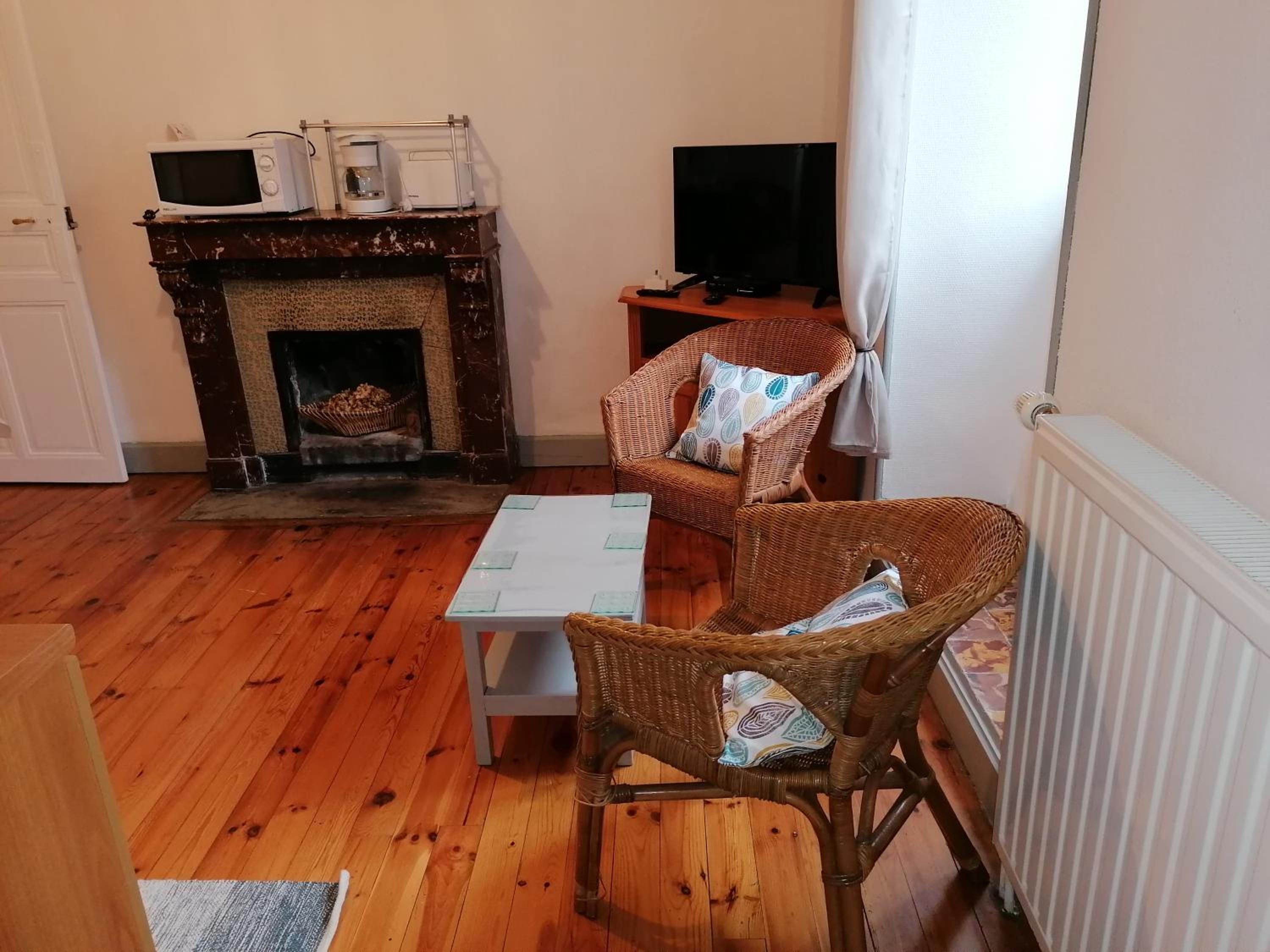 Holiday Home (4 Adults) - Photo 2