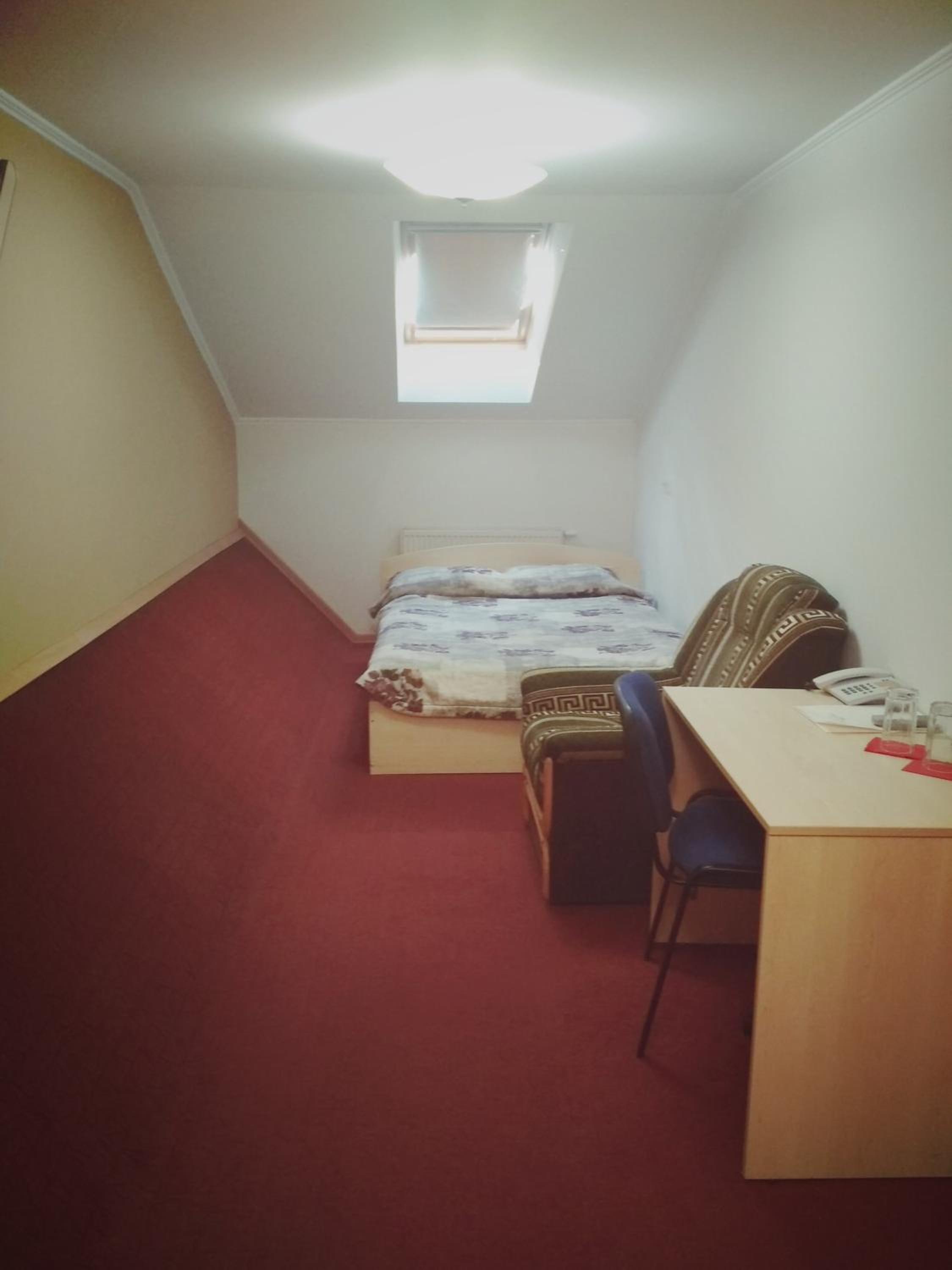 Small Single Room