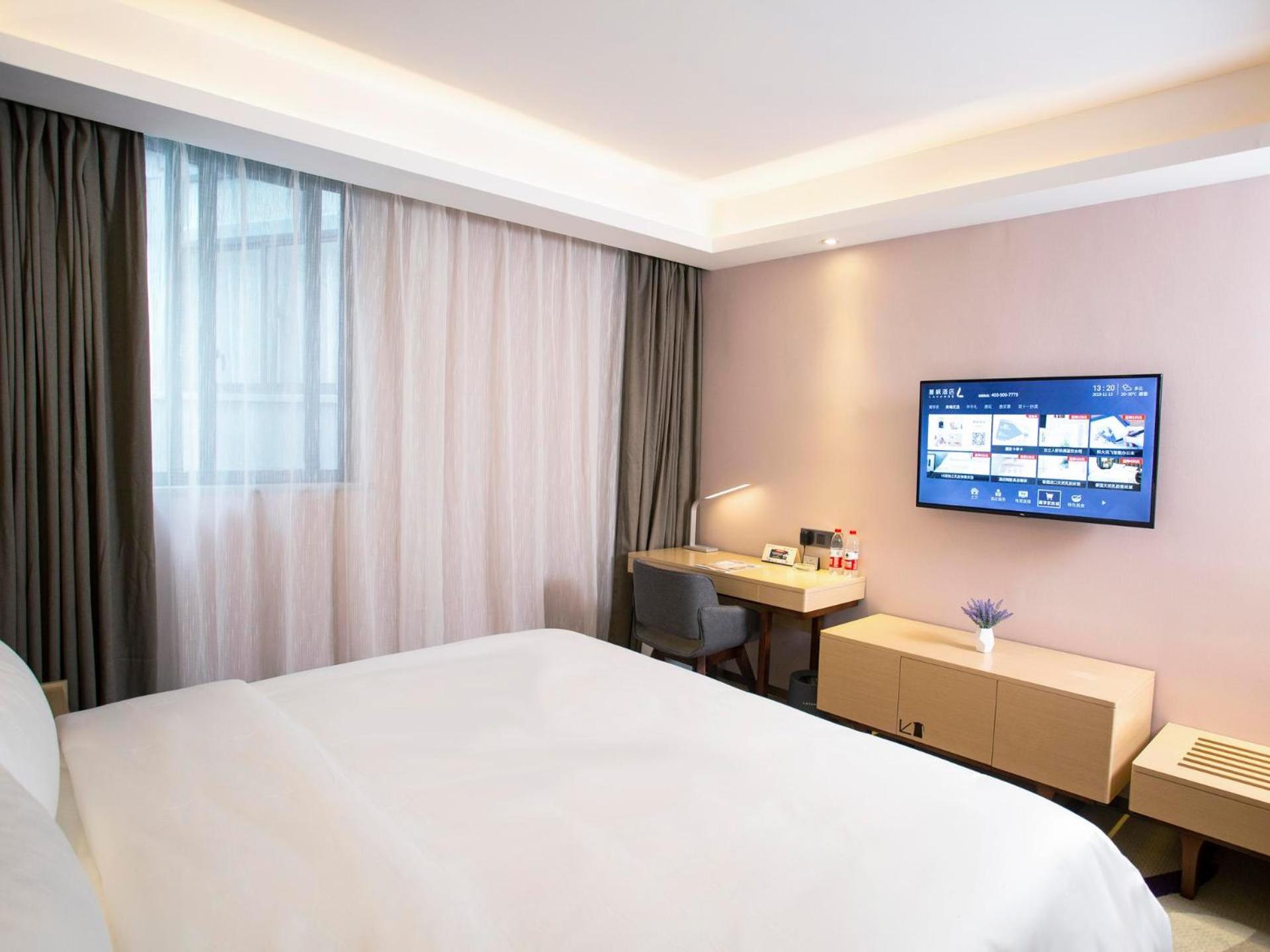 Deluxe King size bed Room