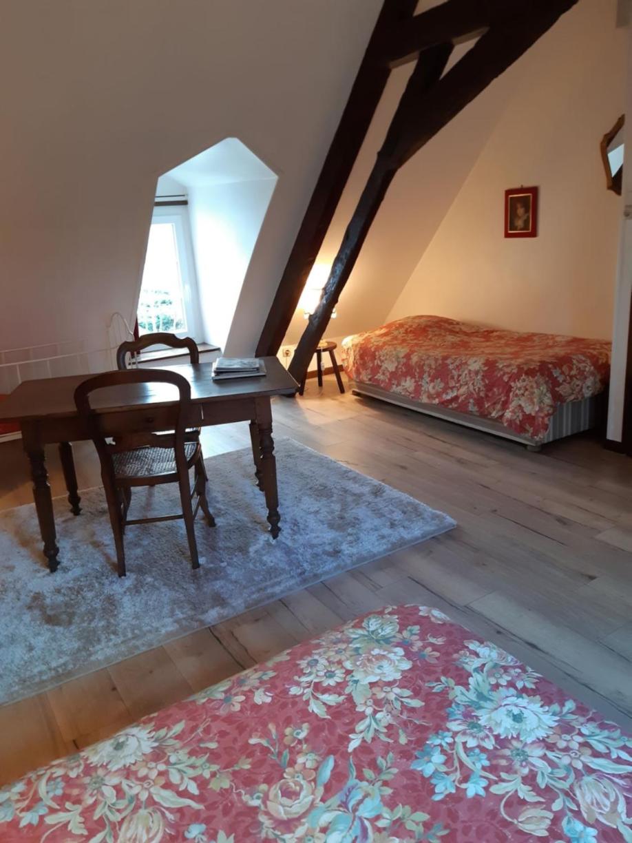 Standard Double Room photo 2