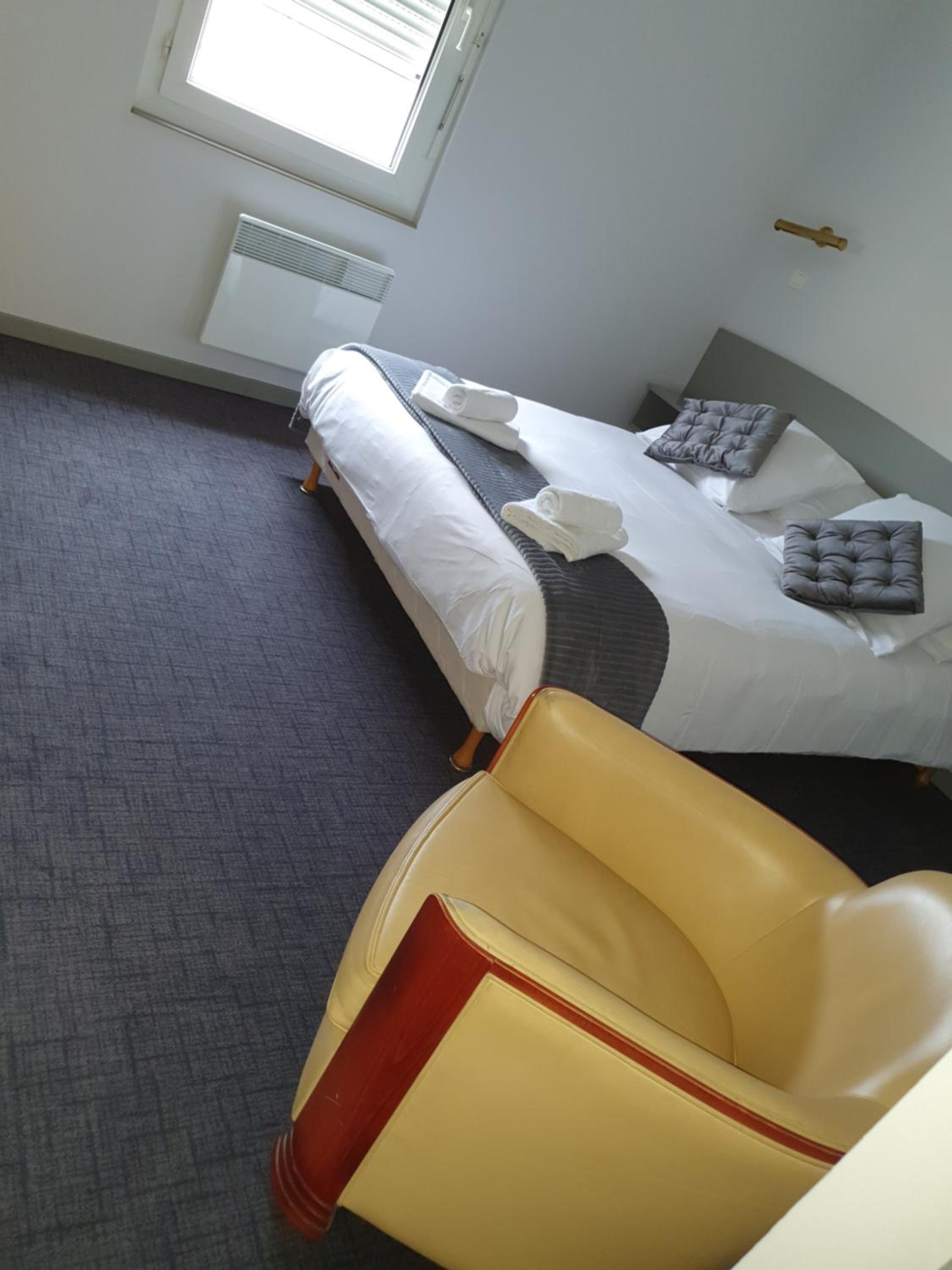 Large Double Room