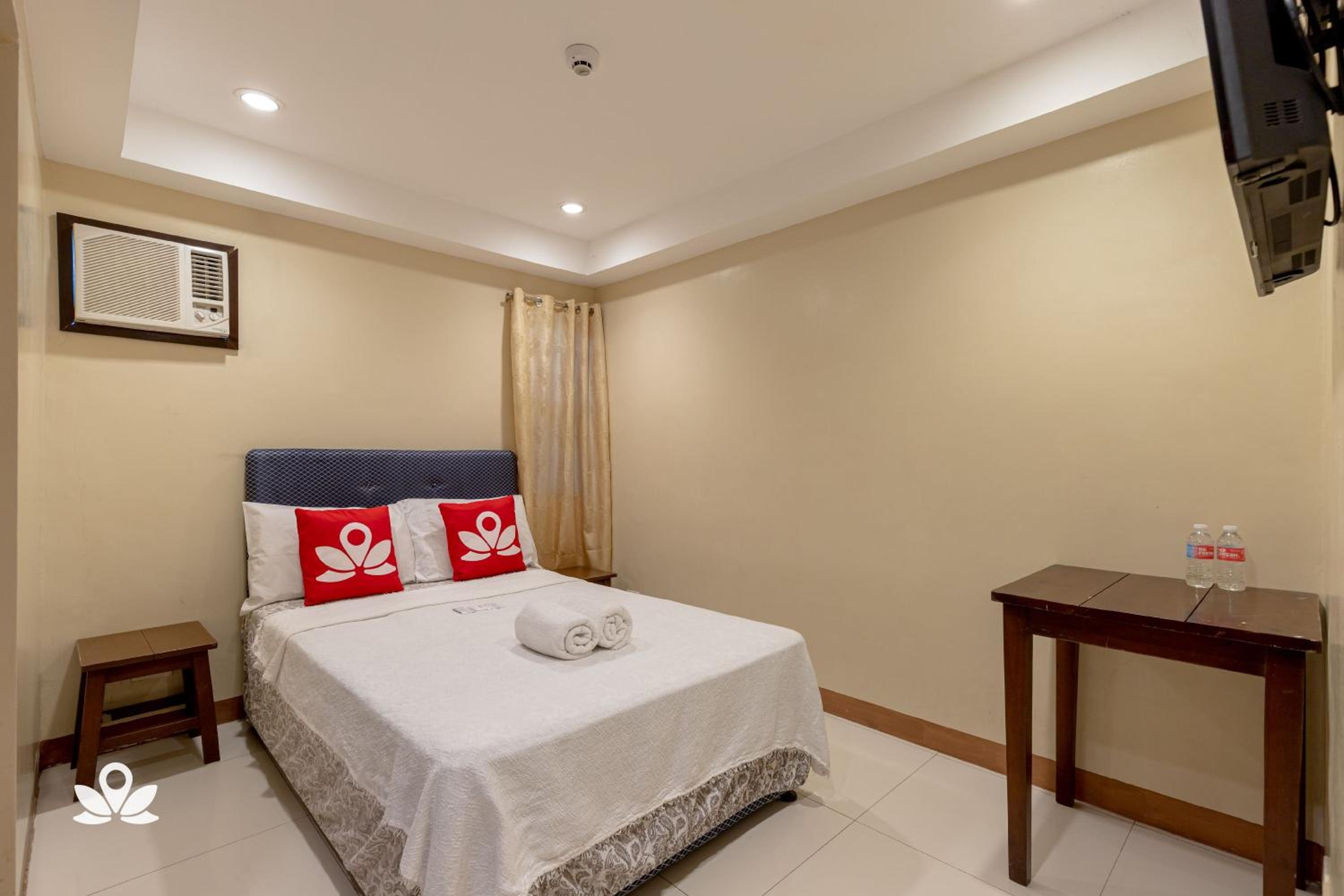 Standard Double Room photo 3