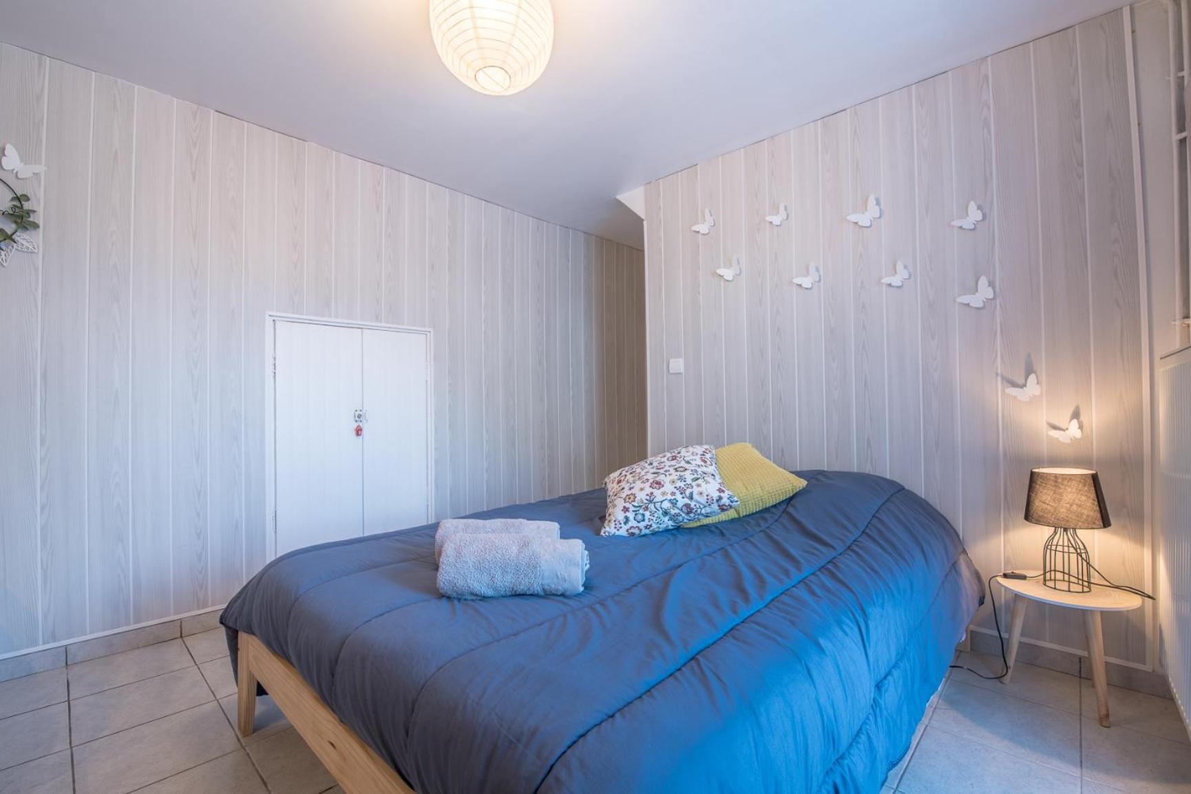 Double Room - Photo 10