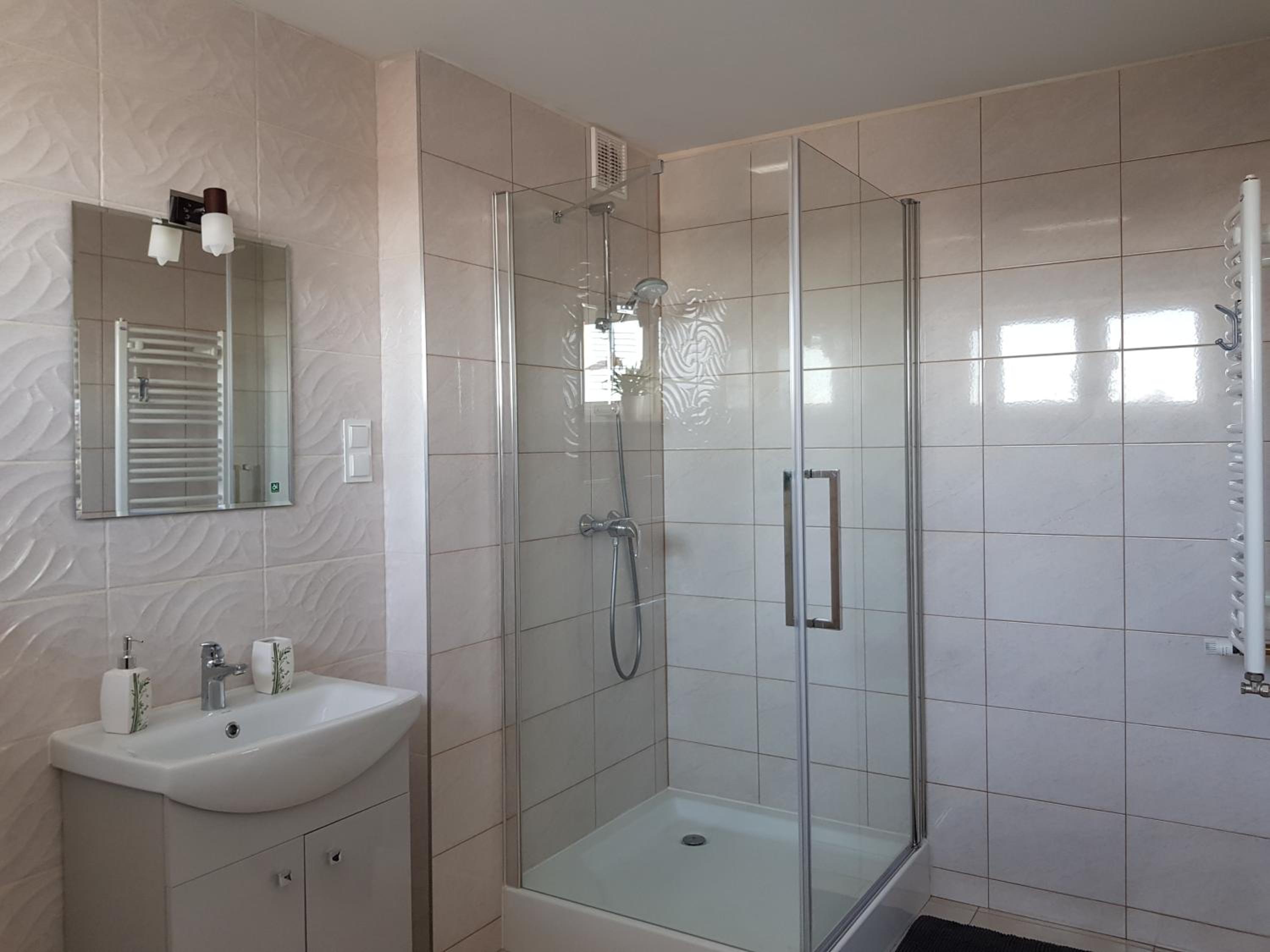 Studio Apartment - Photo 12