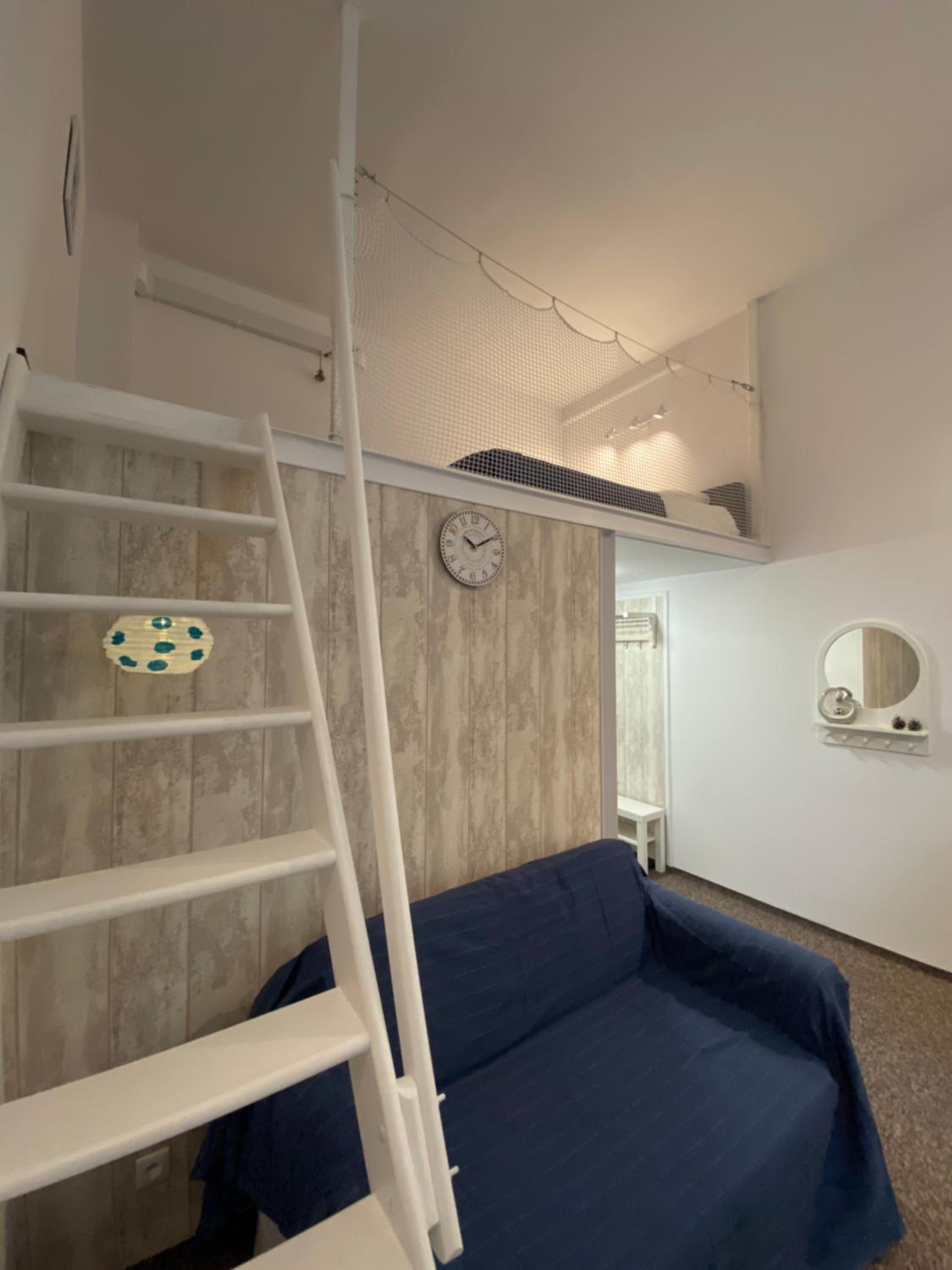 Triple Room with Bathroom - Photo 7