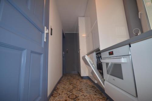 Junior Suite with Balcony - Photo 5