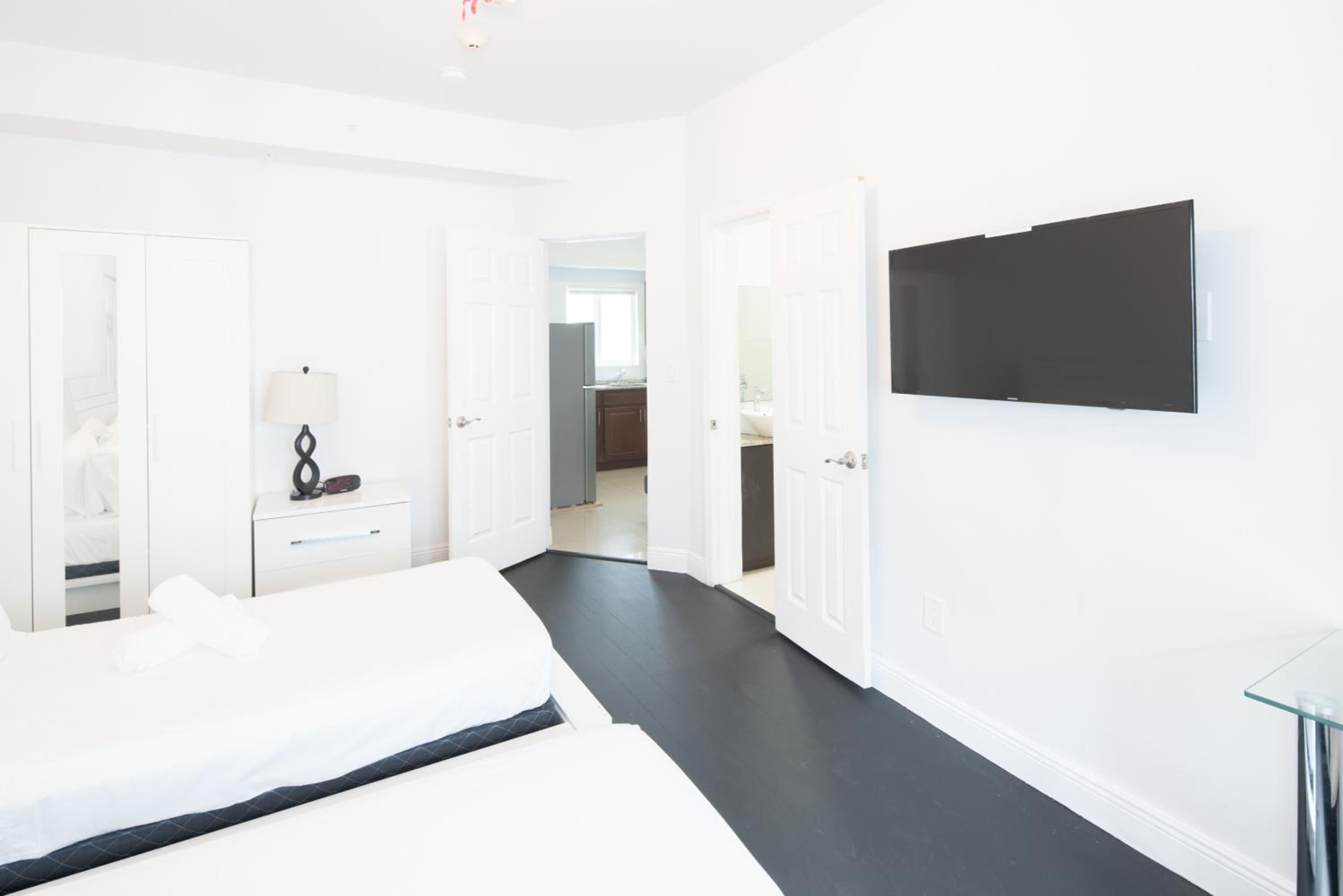 Standard Suite