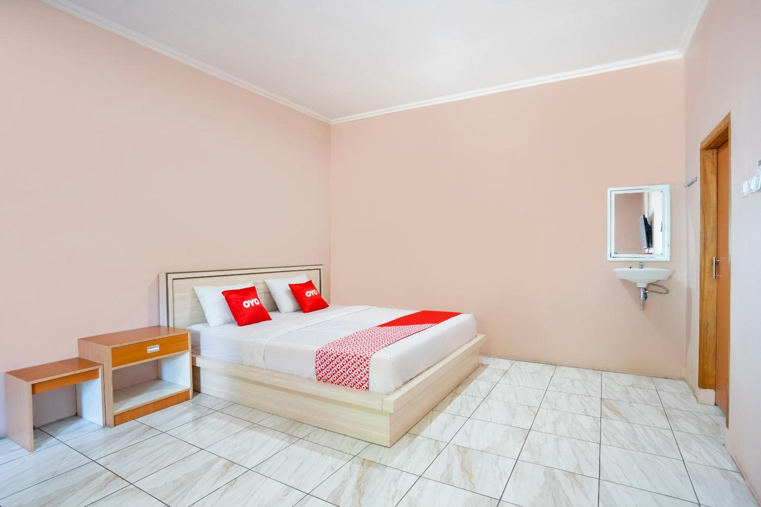 Standard Double Room photo 2