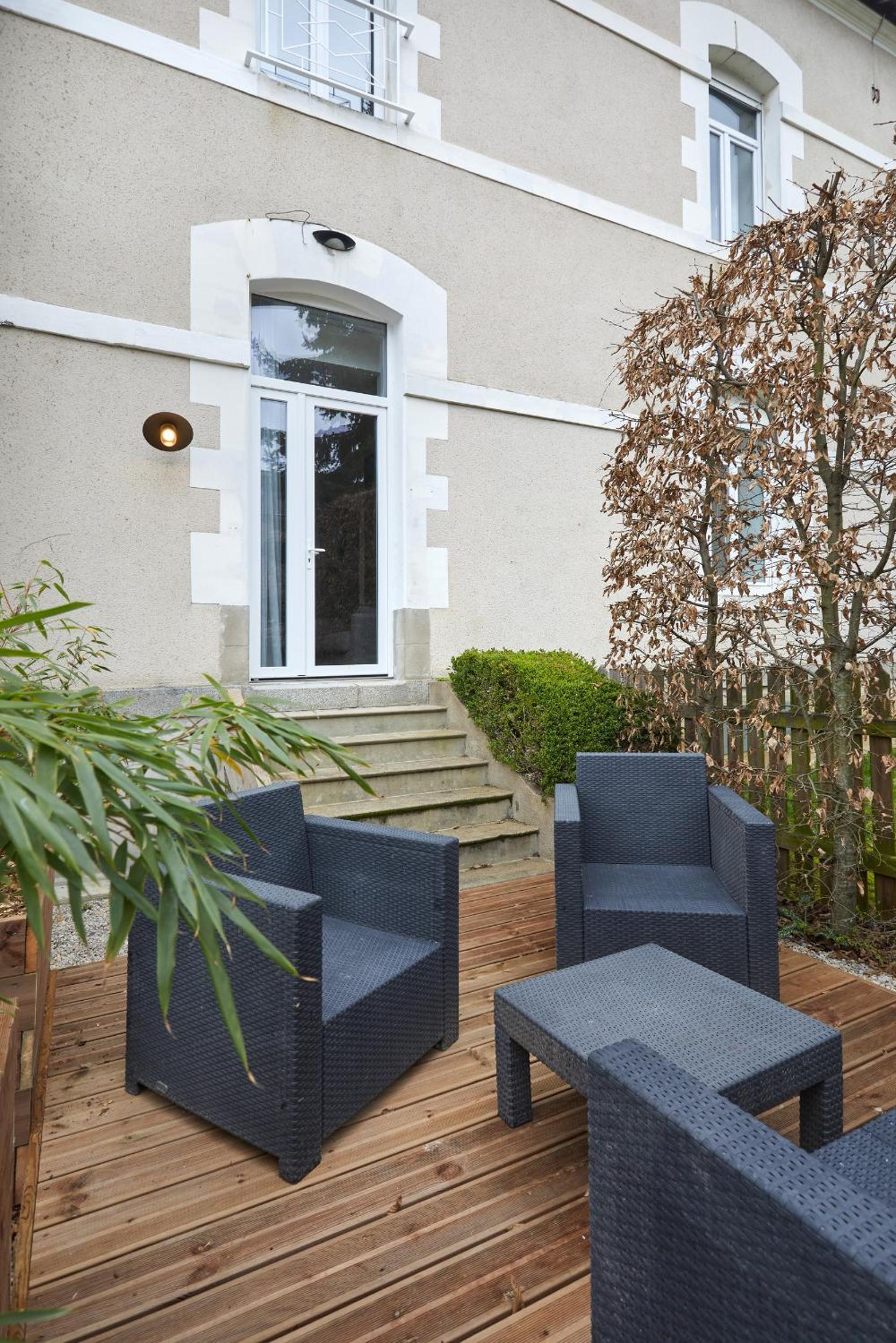 Apartment with Terrace