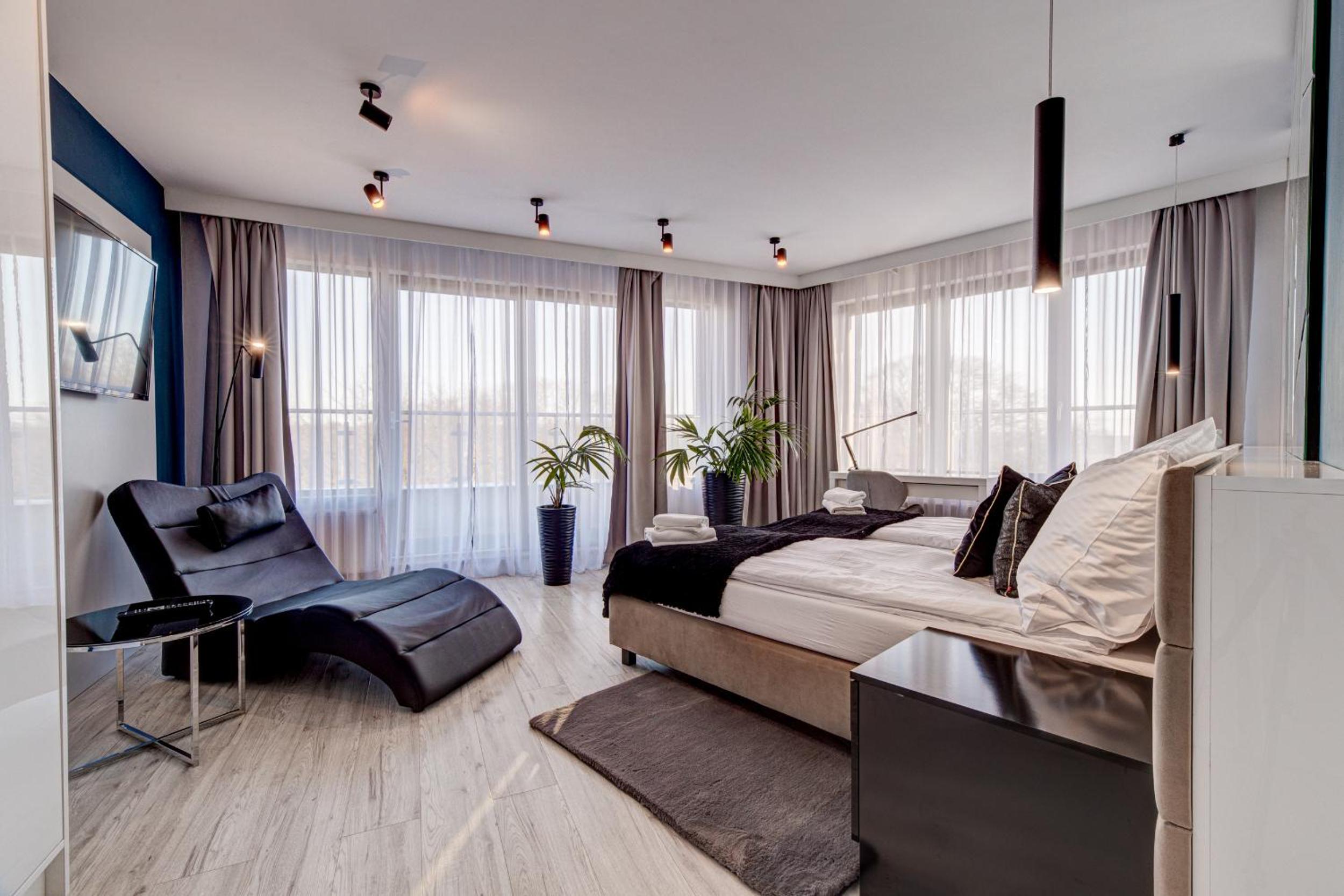 Penthouse Black Apartment photo 1