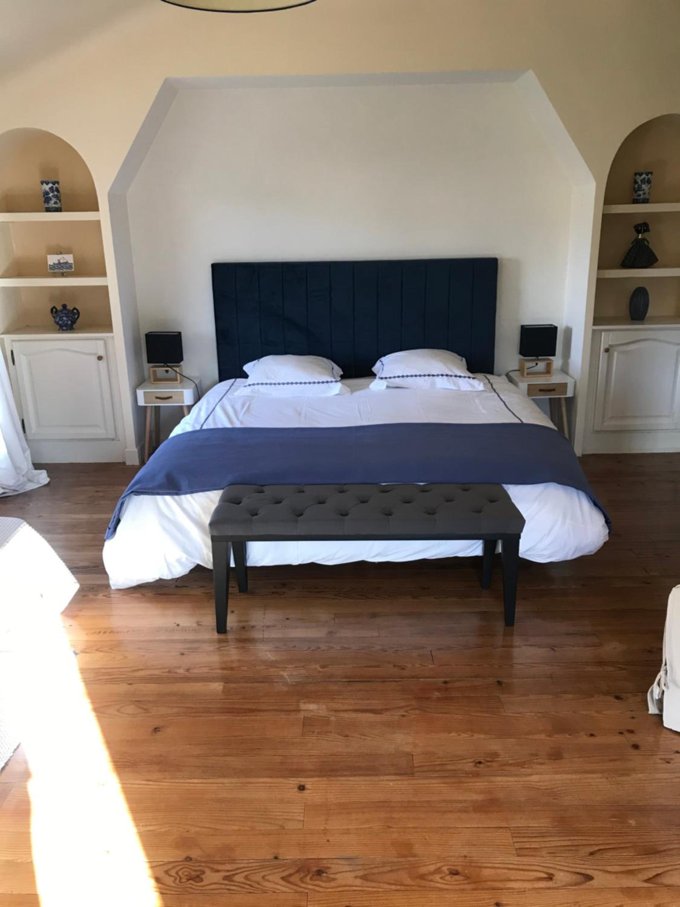 Superior King Room - Photo 5