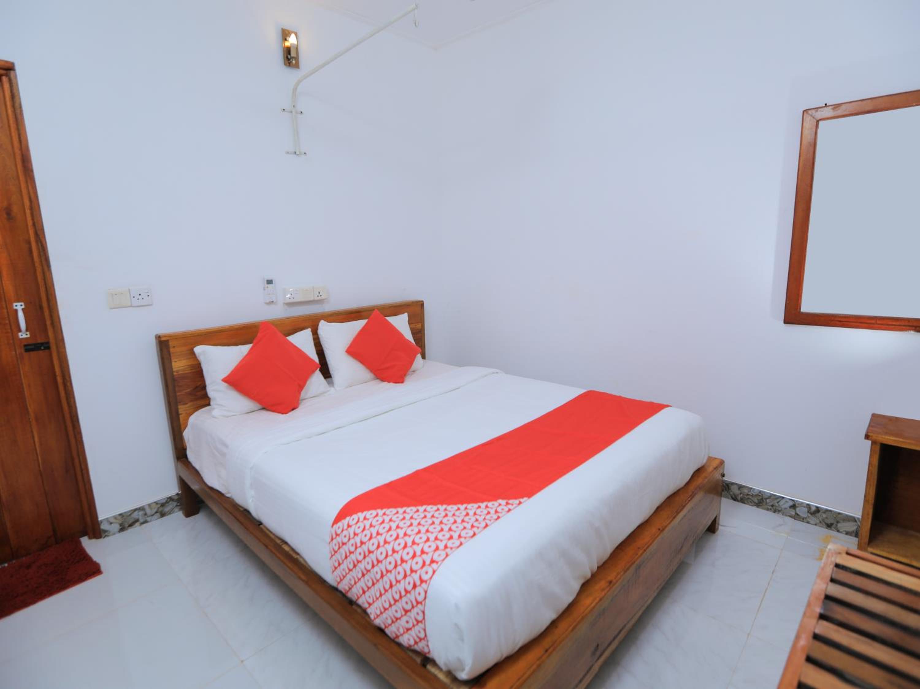 Deluxe Double Room photo 2