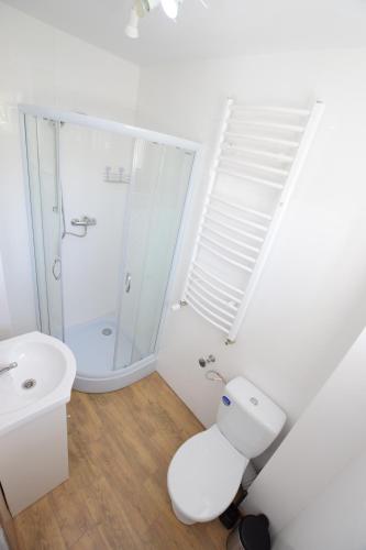 Standard Apartment - Photo 9