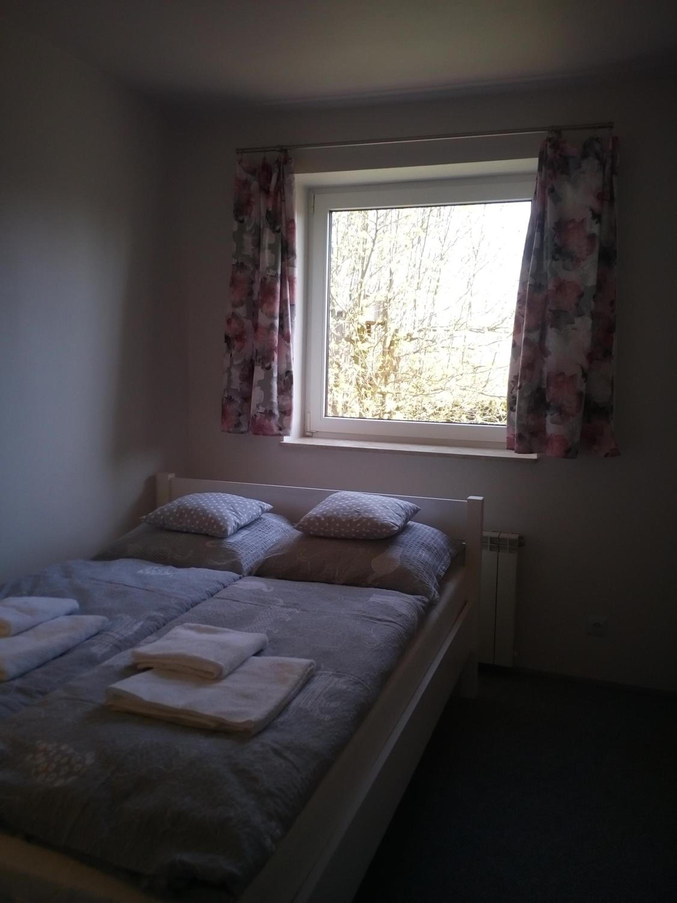 Double Room - Photo 7