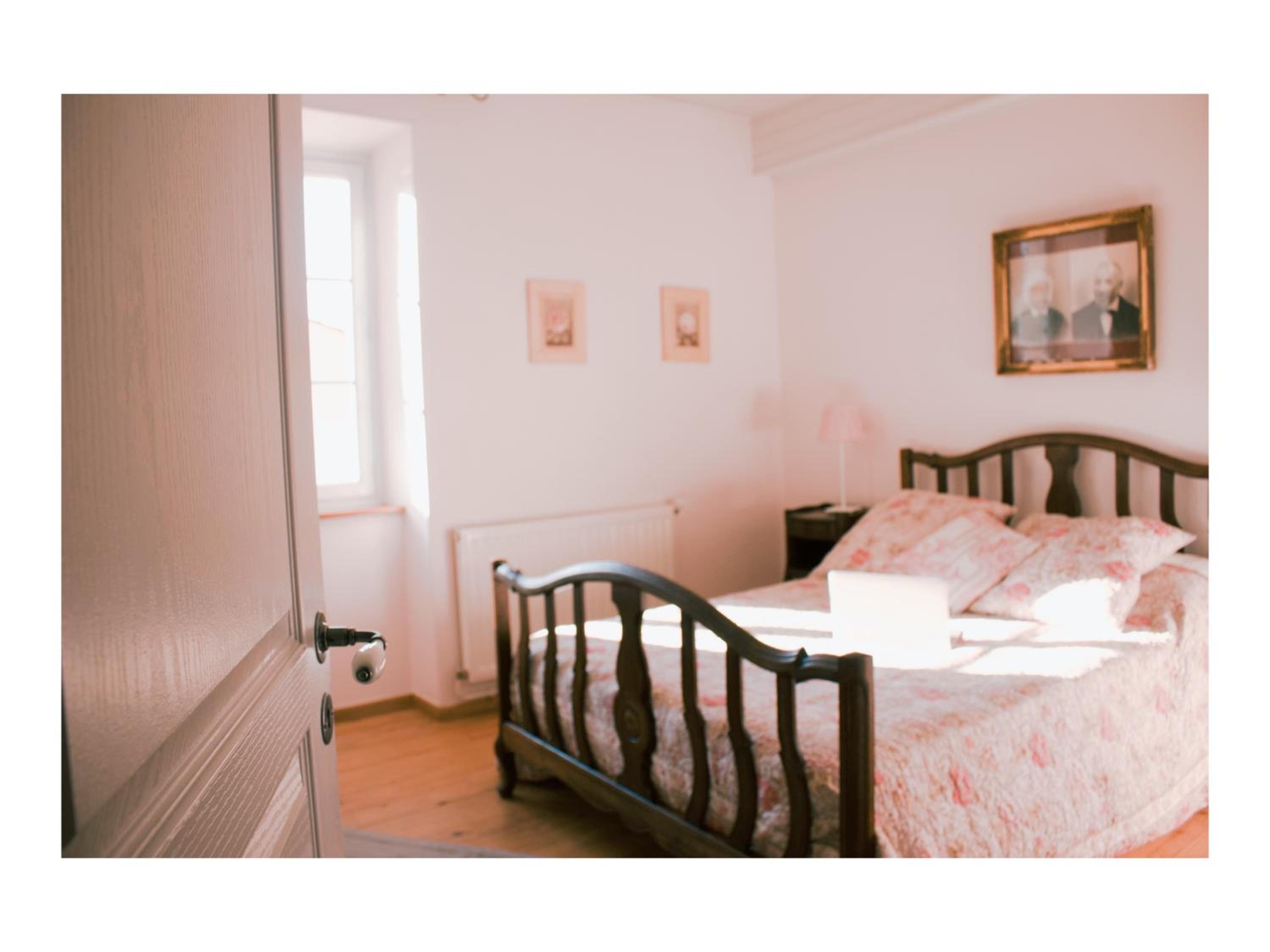 Three-Bedroom House photo 2