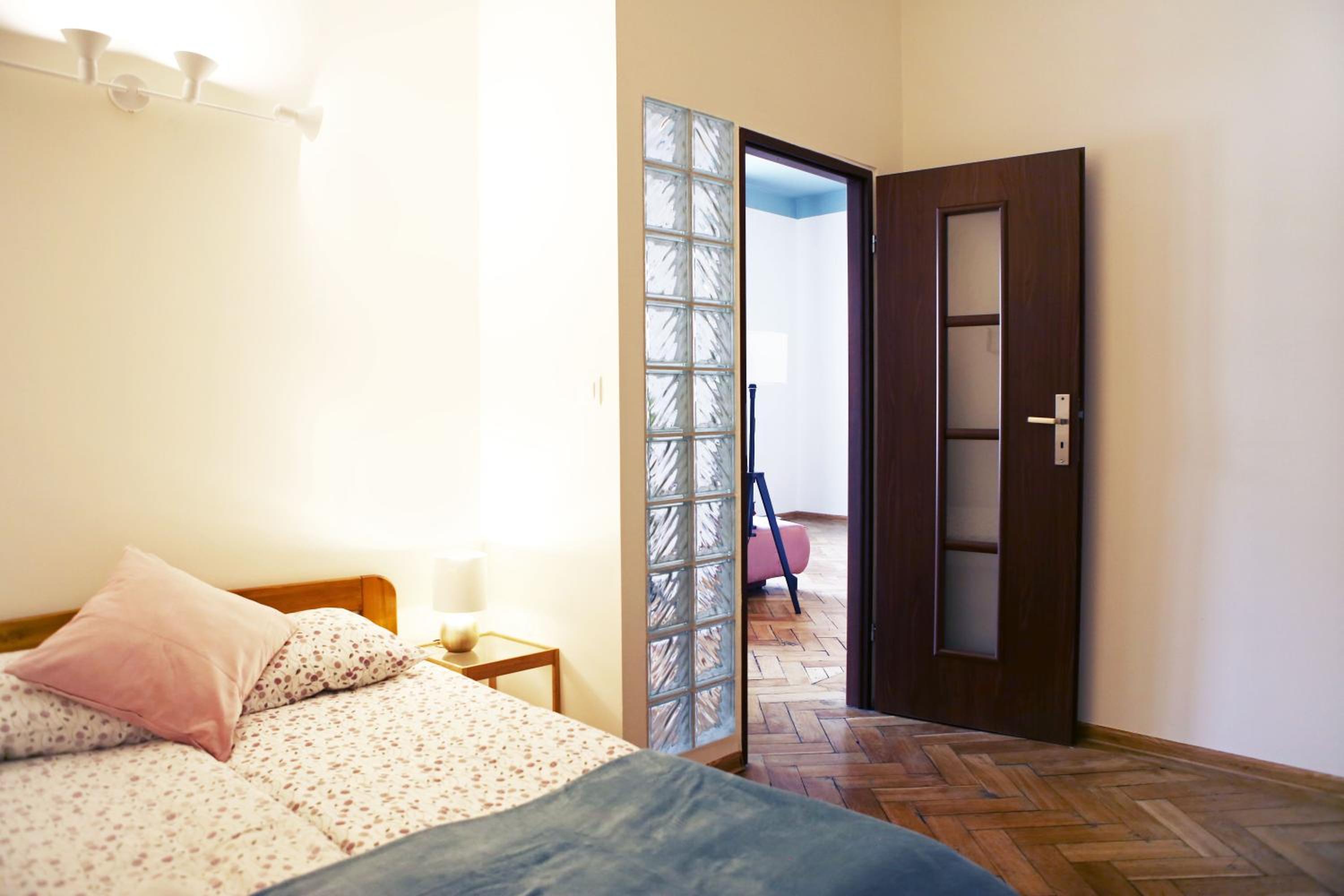Apartment - Photo 11