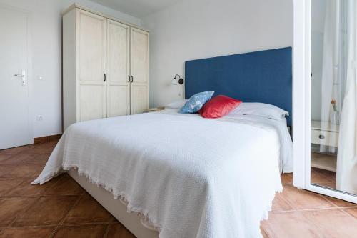 Apartment with Sea View photo 1