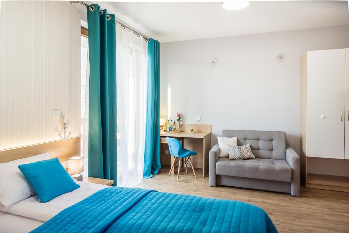 Triple Room with Terrace