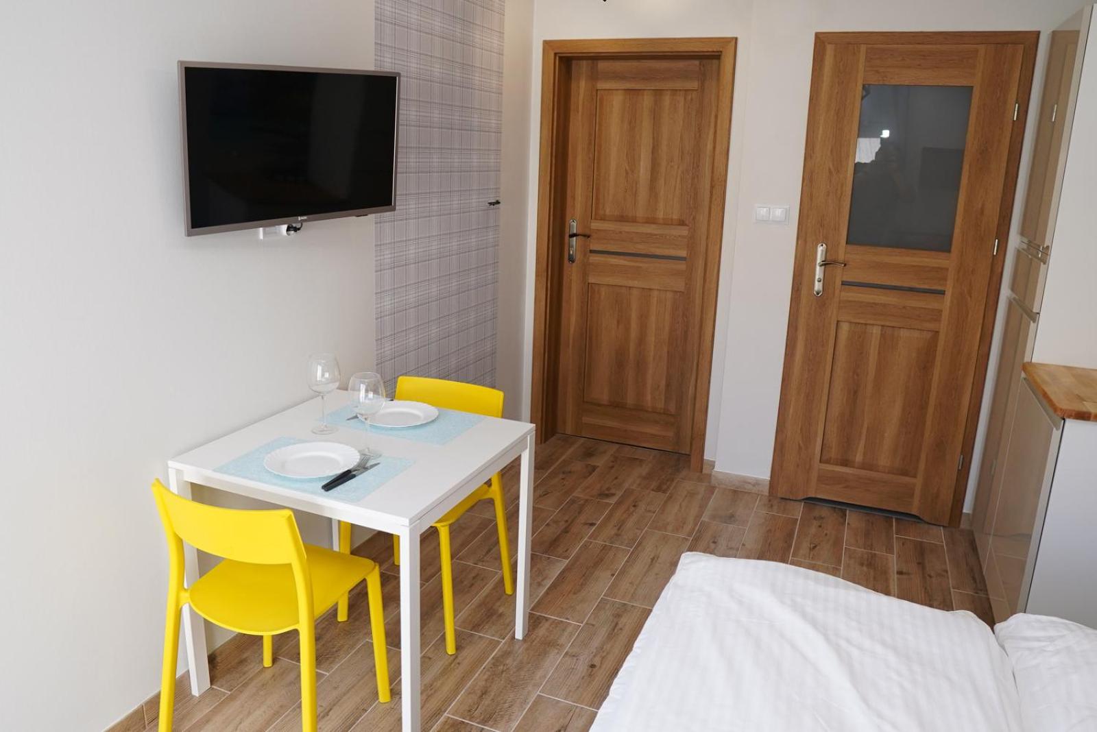 Double Room with Private Bathroom photo 2