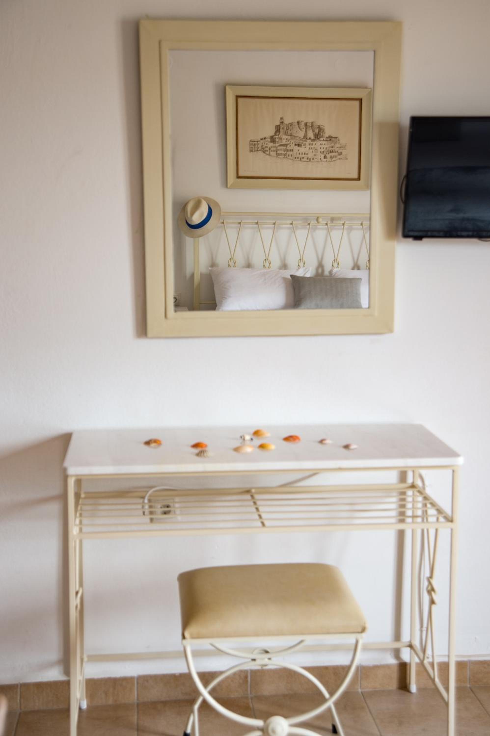 Single Room with Terrace photo 2