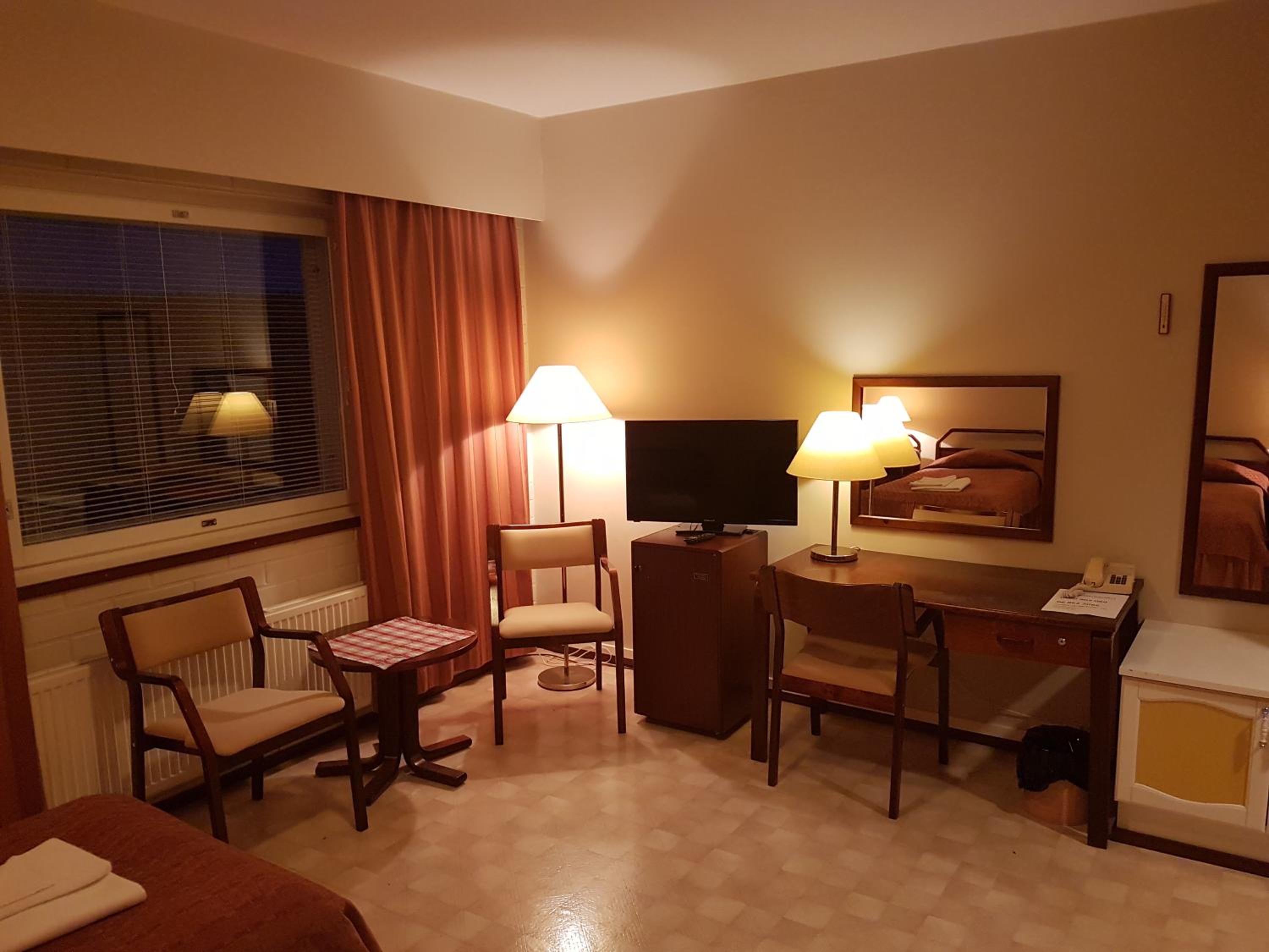Twin Room - Photo 1