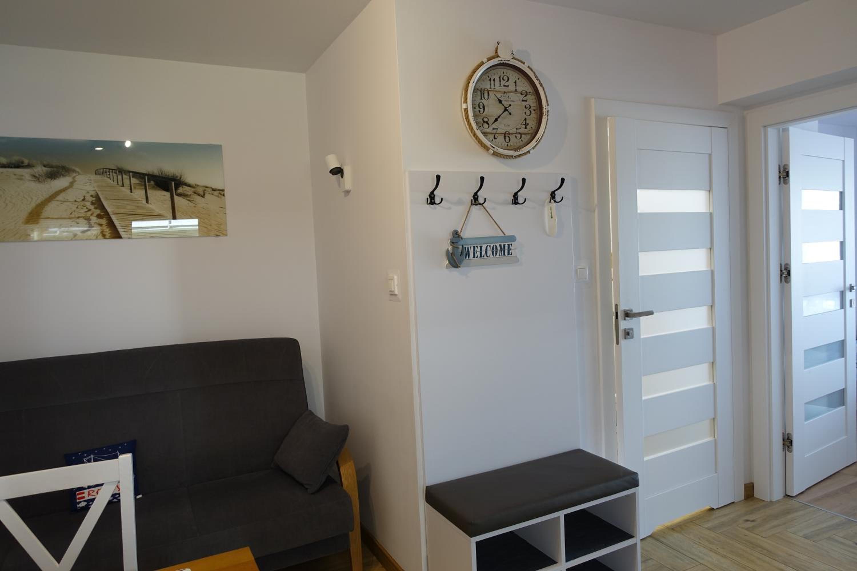 One-Bedroom Apartment photo 3