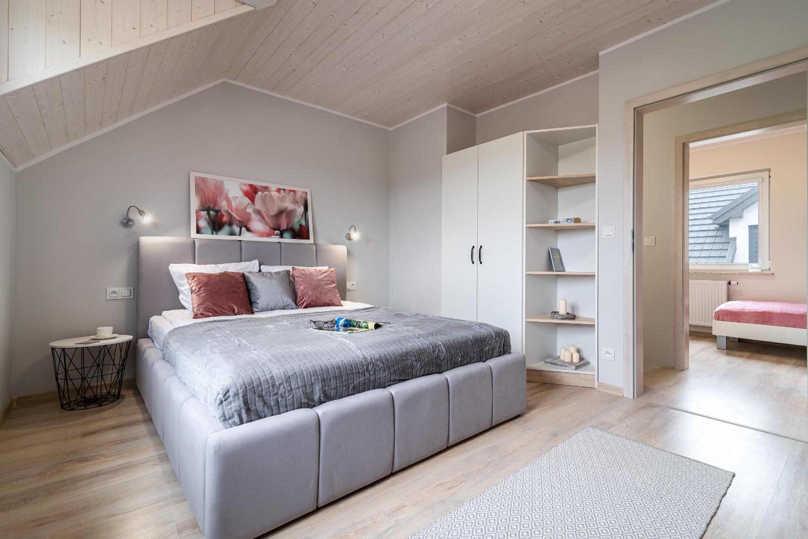 Apartment - Split Level