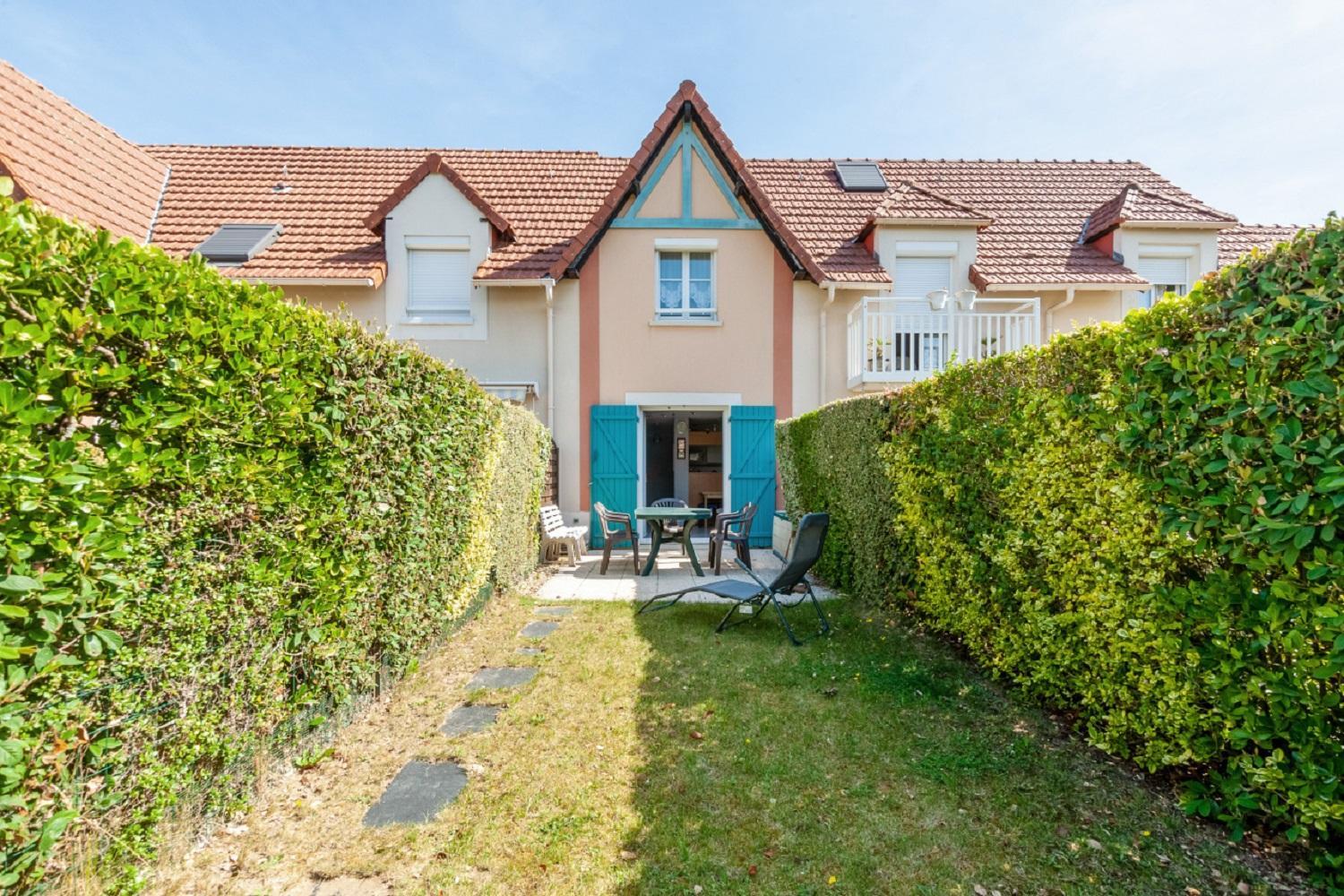 Comfort Two-Bedroom House (5 People)