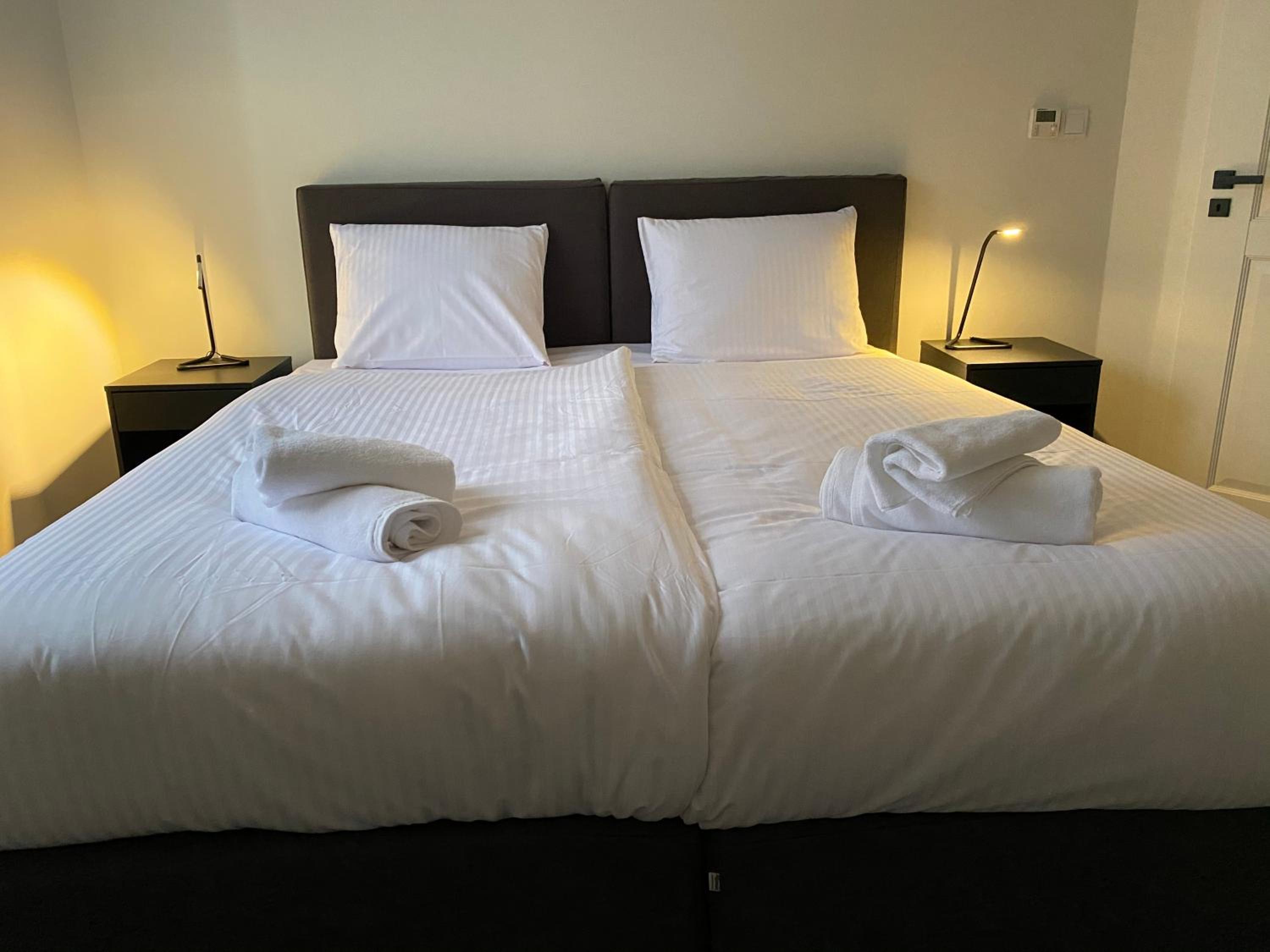 Two-Bedroom Apartment - Photo 4