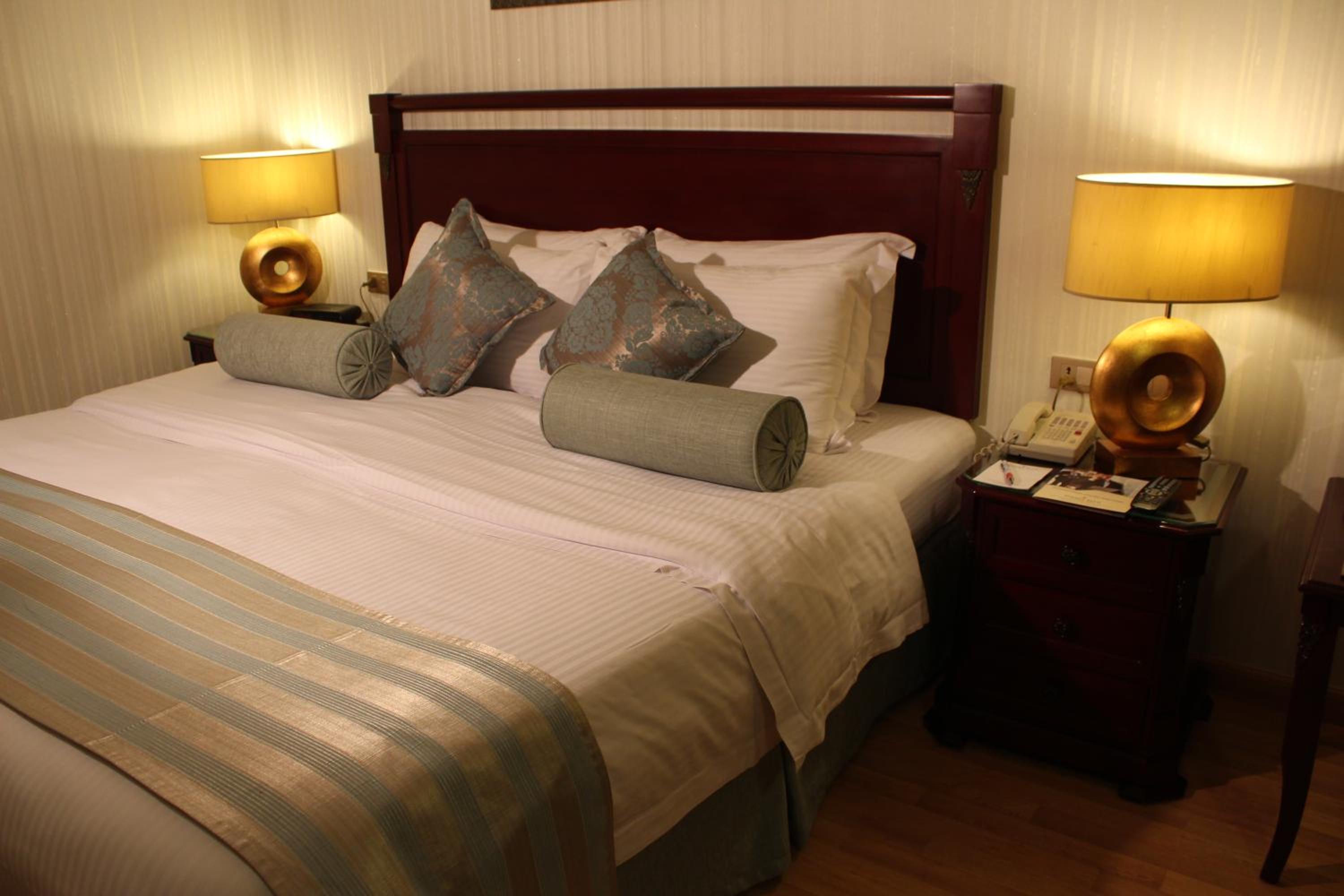 Executive Suite photo 1
