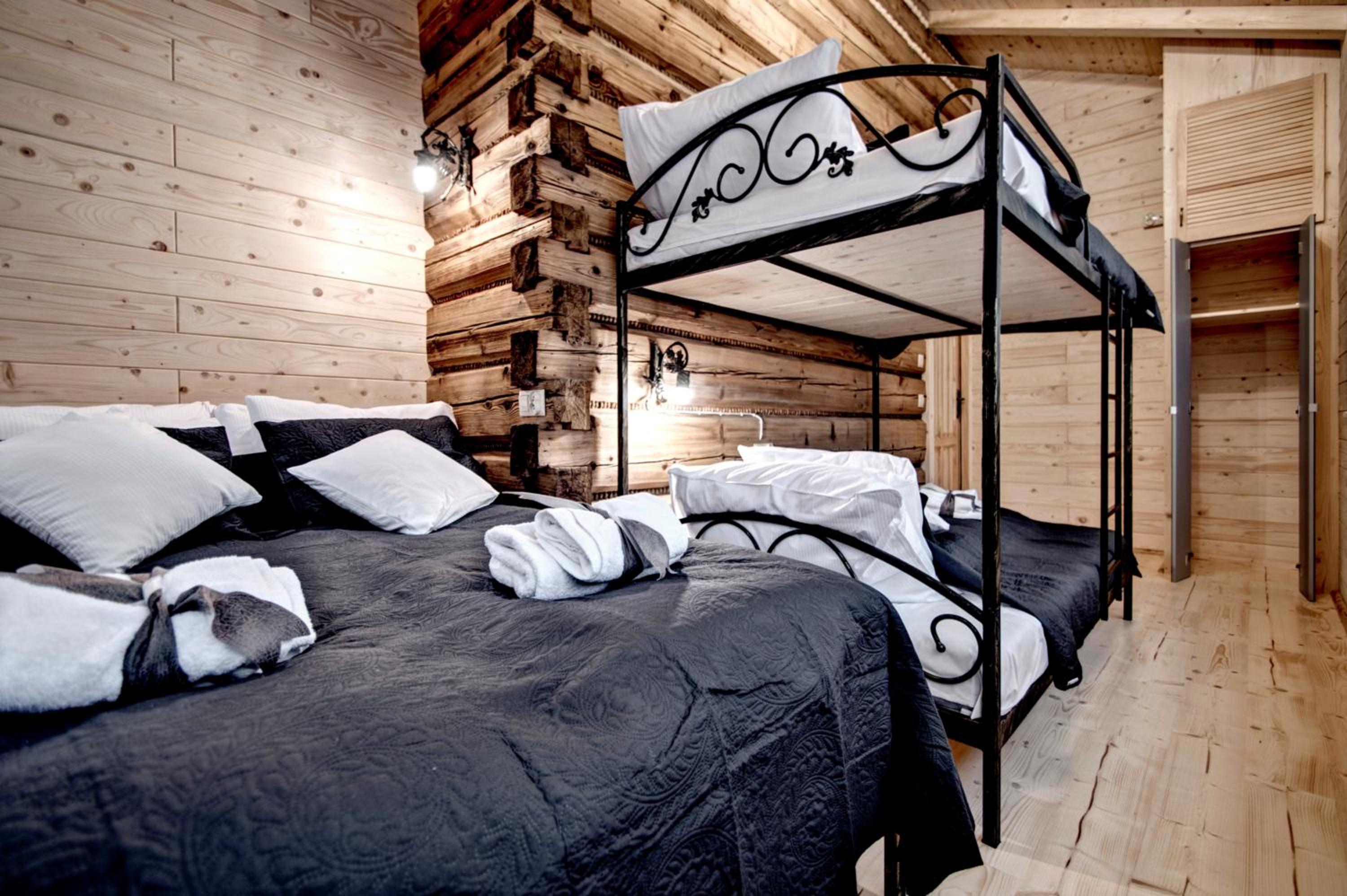 Two-Bedroom Apartment - Photo 1
