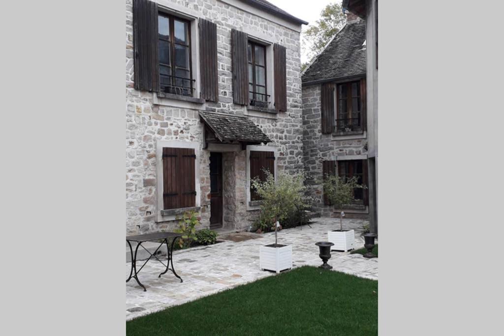 Two-Bedroom House - Photo 3