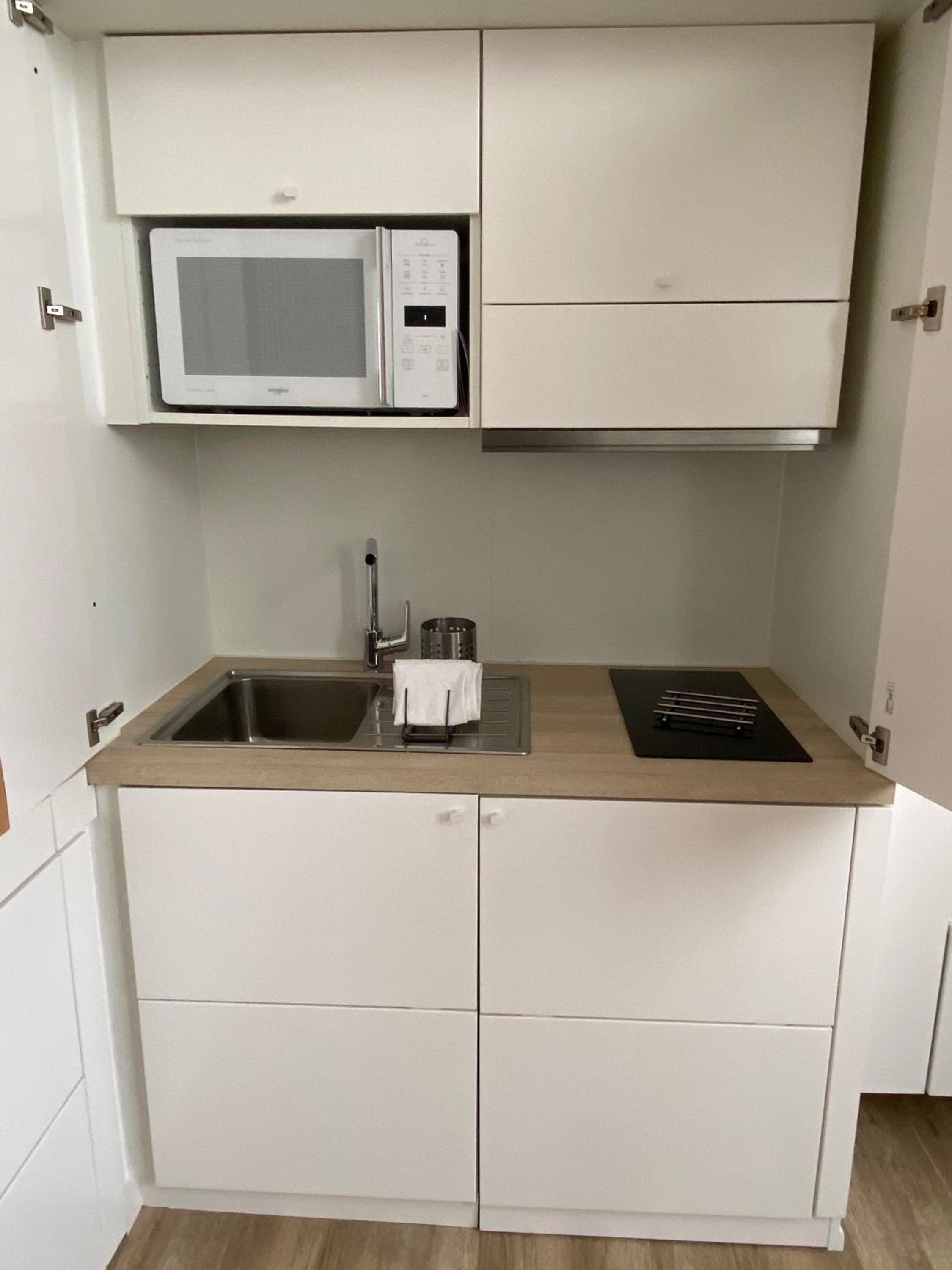 One-Bedroom Apartment - Photo 27