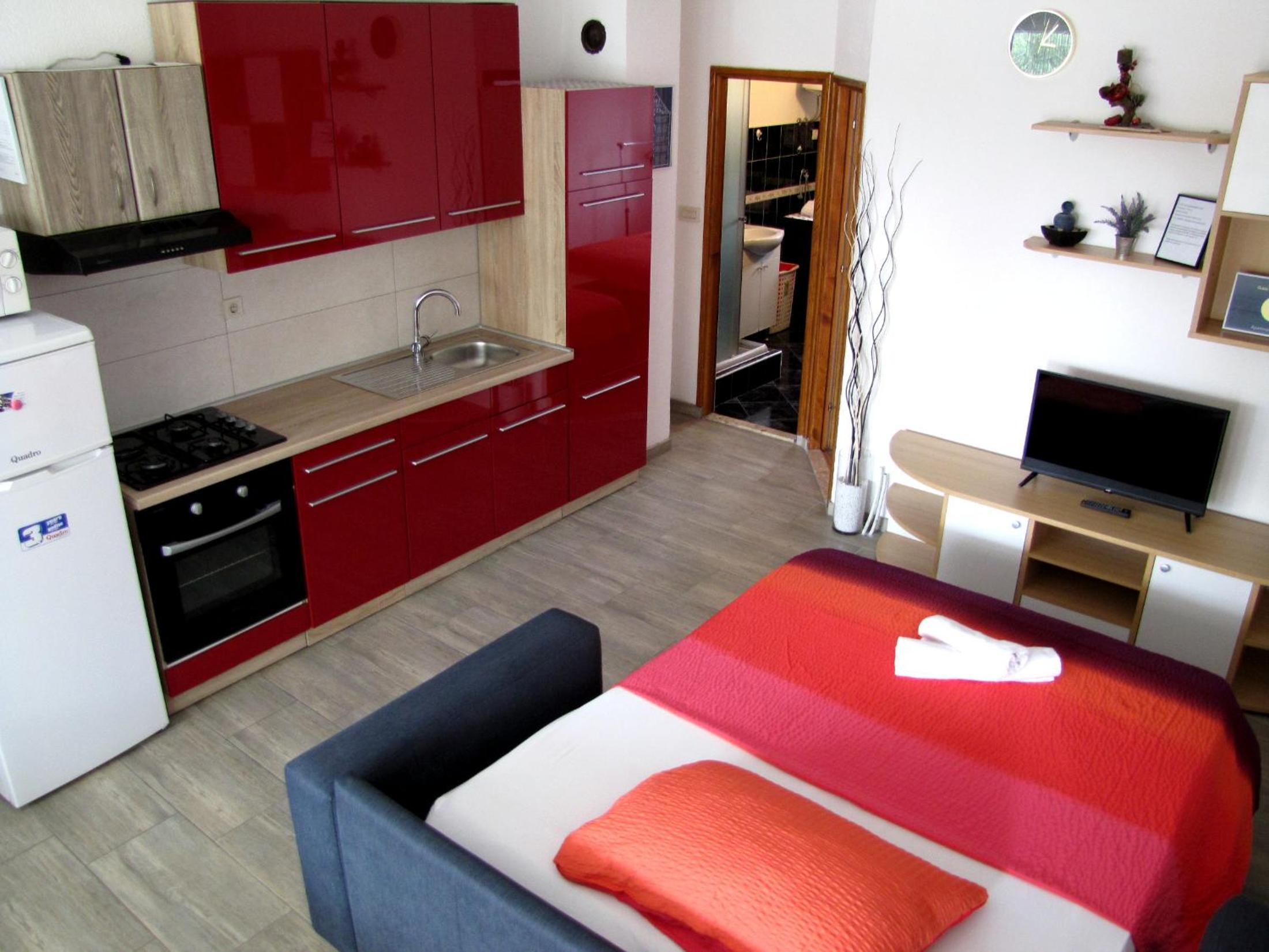 One-Bedroom Apartment - Ground Floor - Photo 5