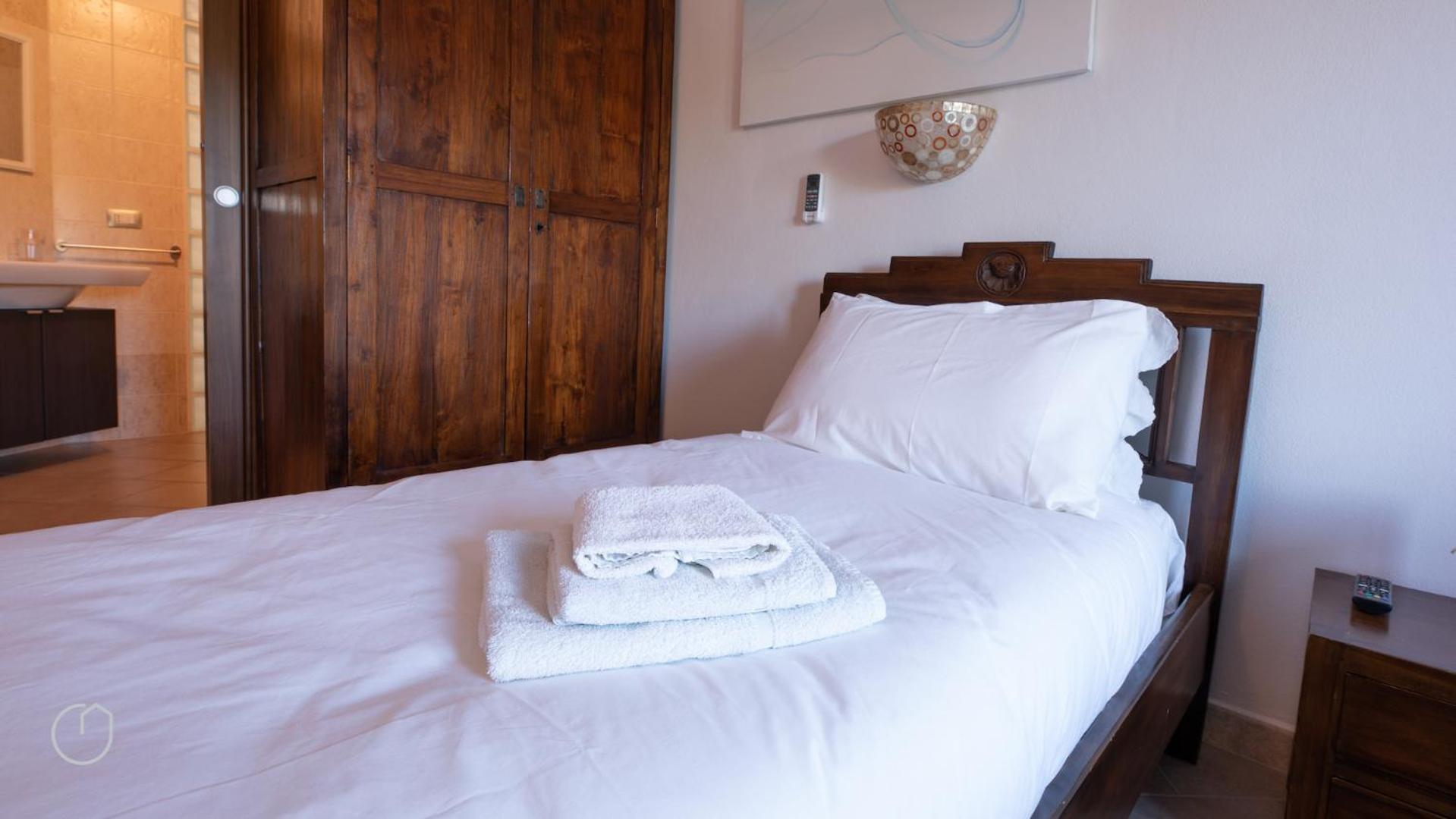 Triple Room with Private Bathroom