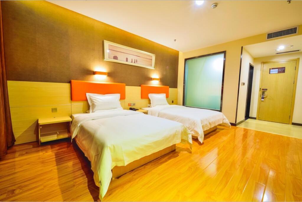 Superior Twin Room photo 2