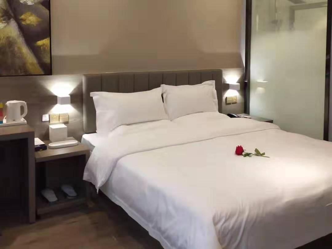 Big Bed Room