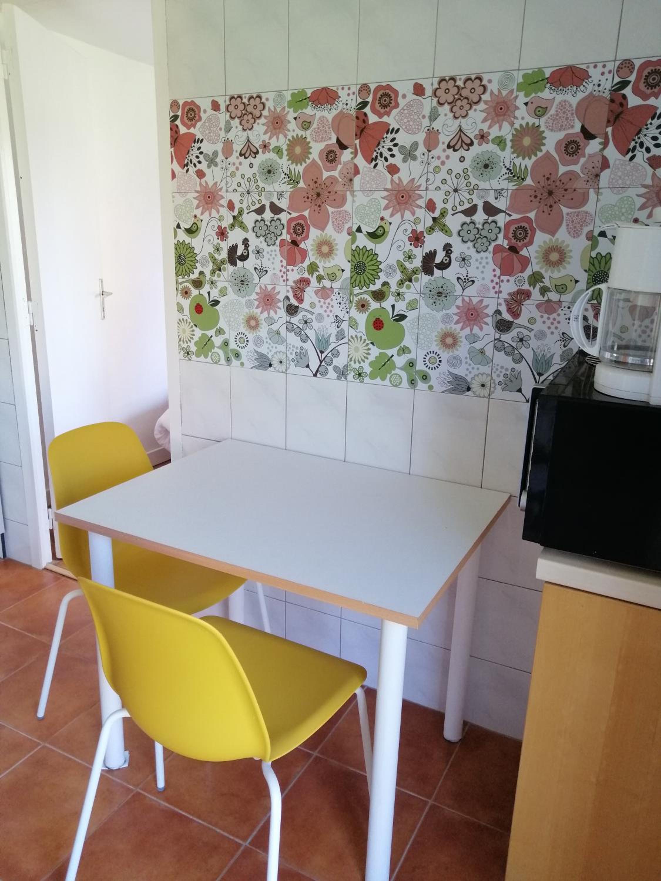 One-Bedroom House - Photo 11