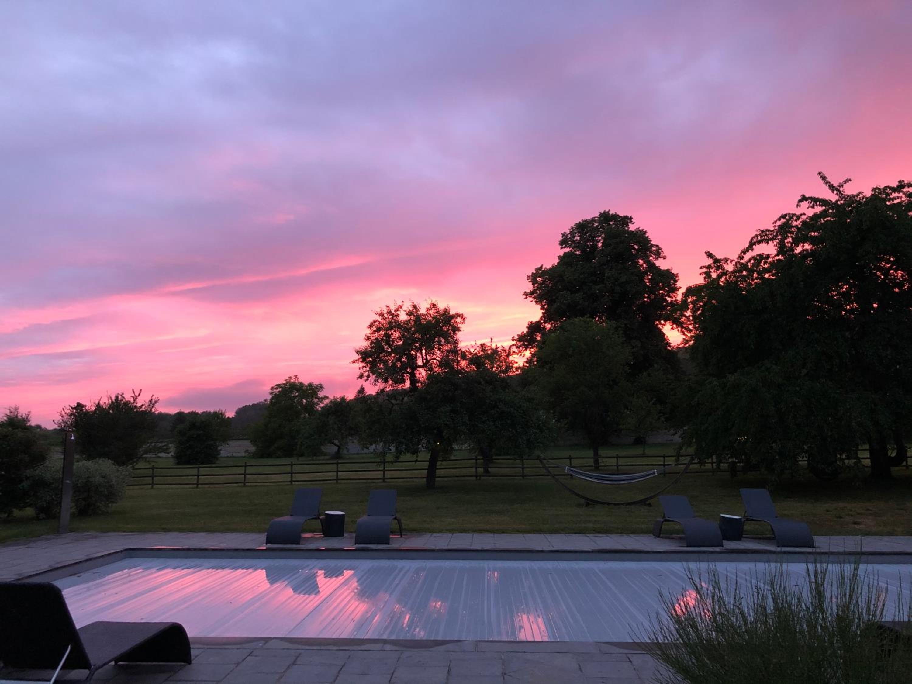 Double Room with Pool View photo 3