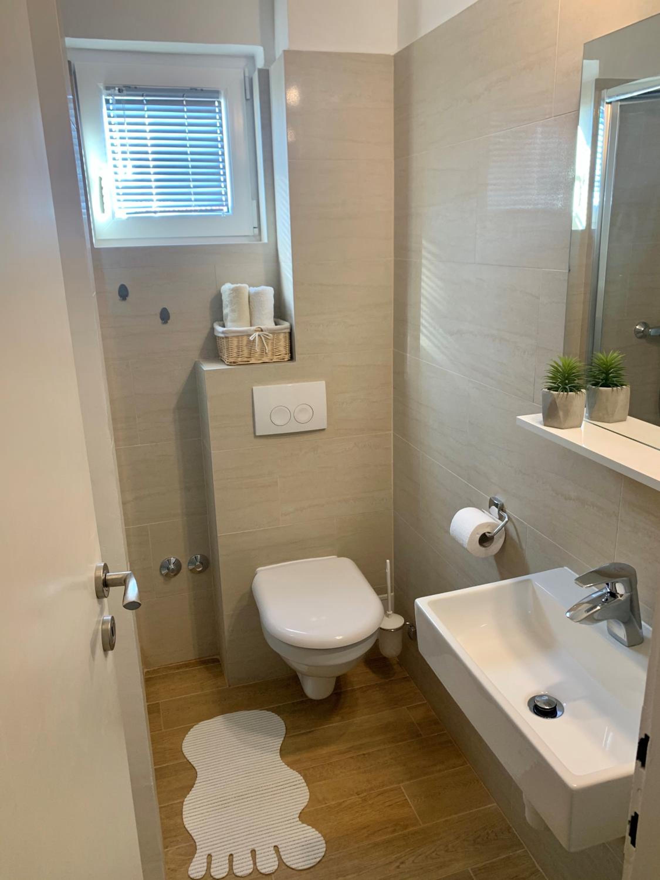 Double Room with Private Bathroom photo 2