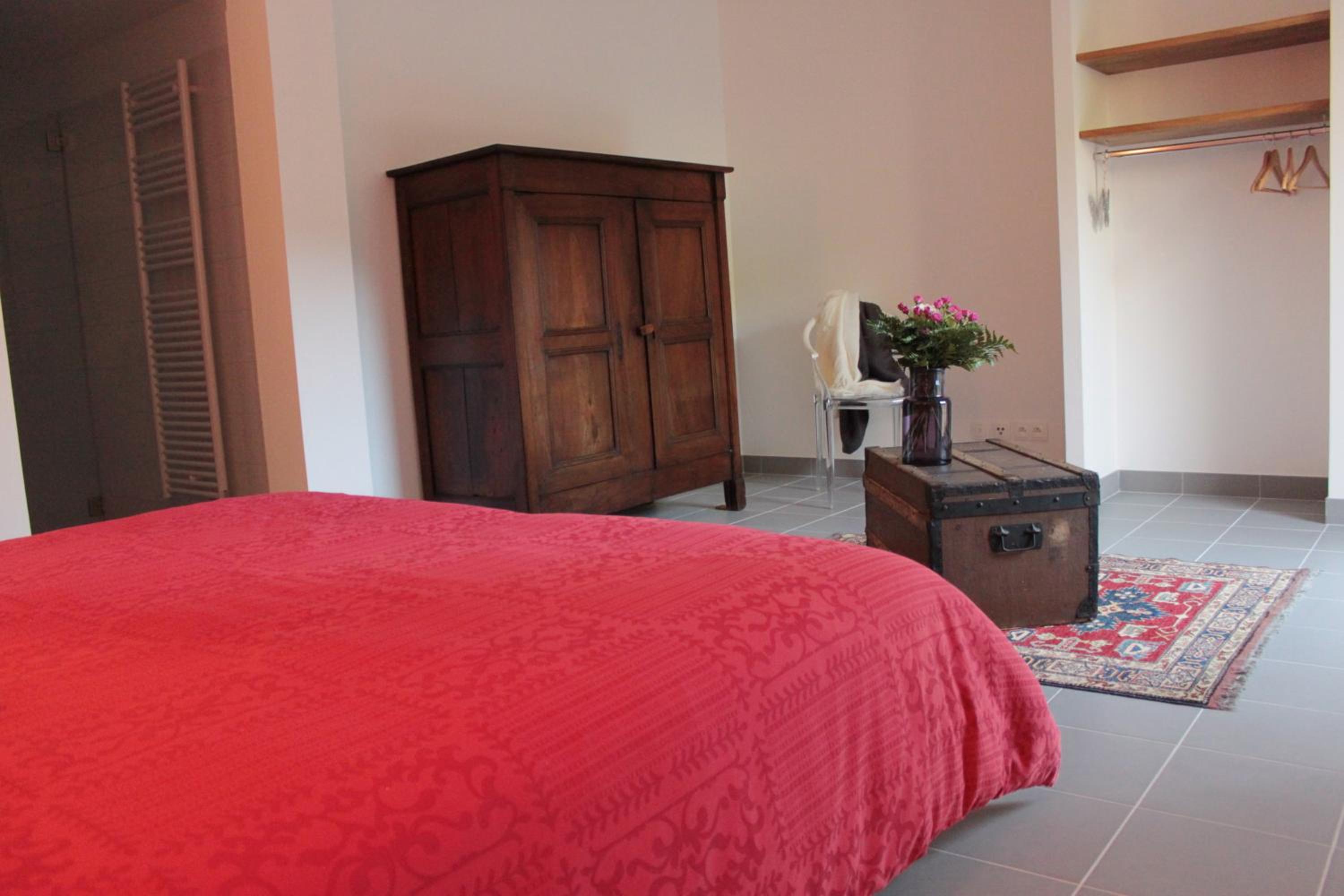 Four-Bedroom House photo 1