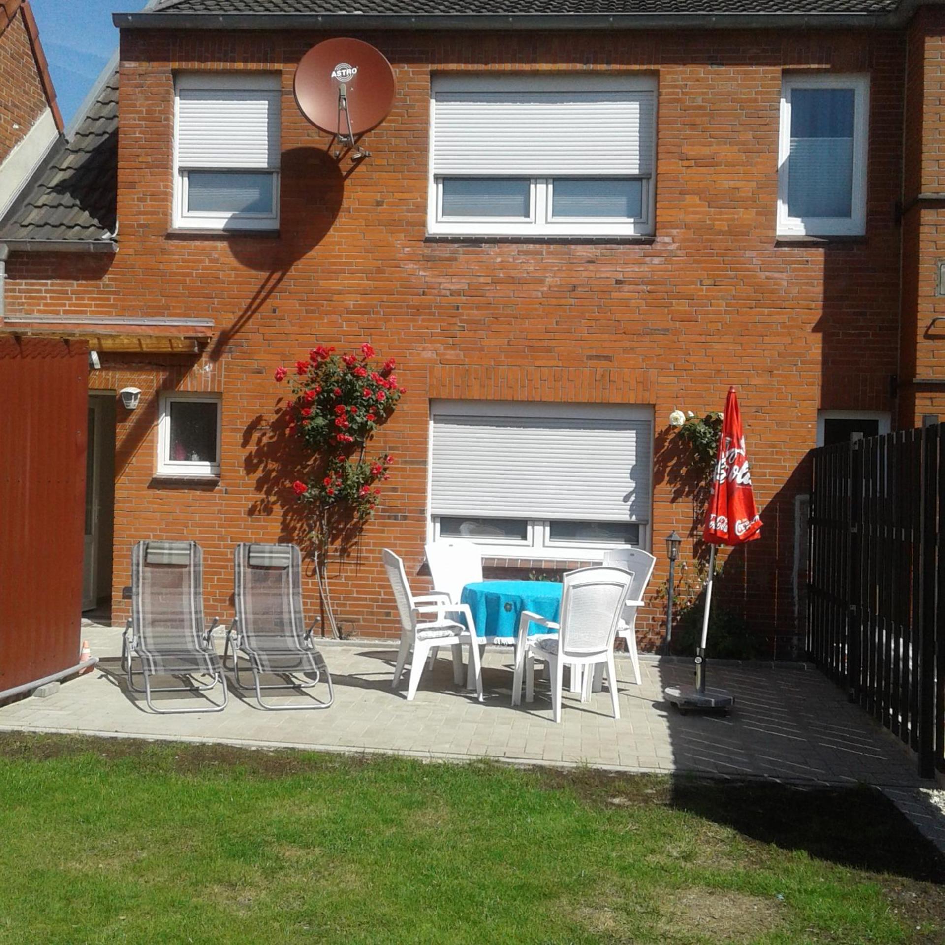 Three-Bedroom House photo 1