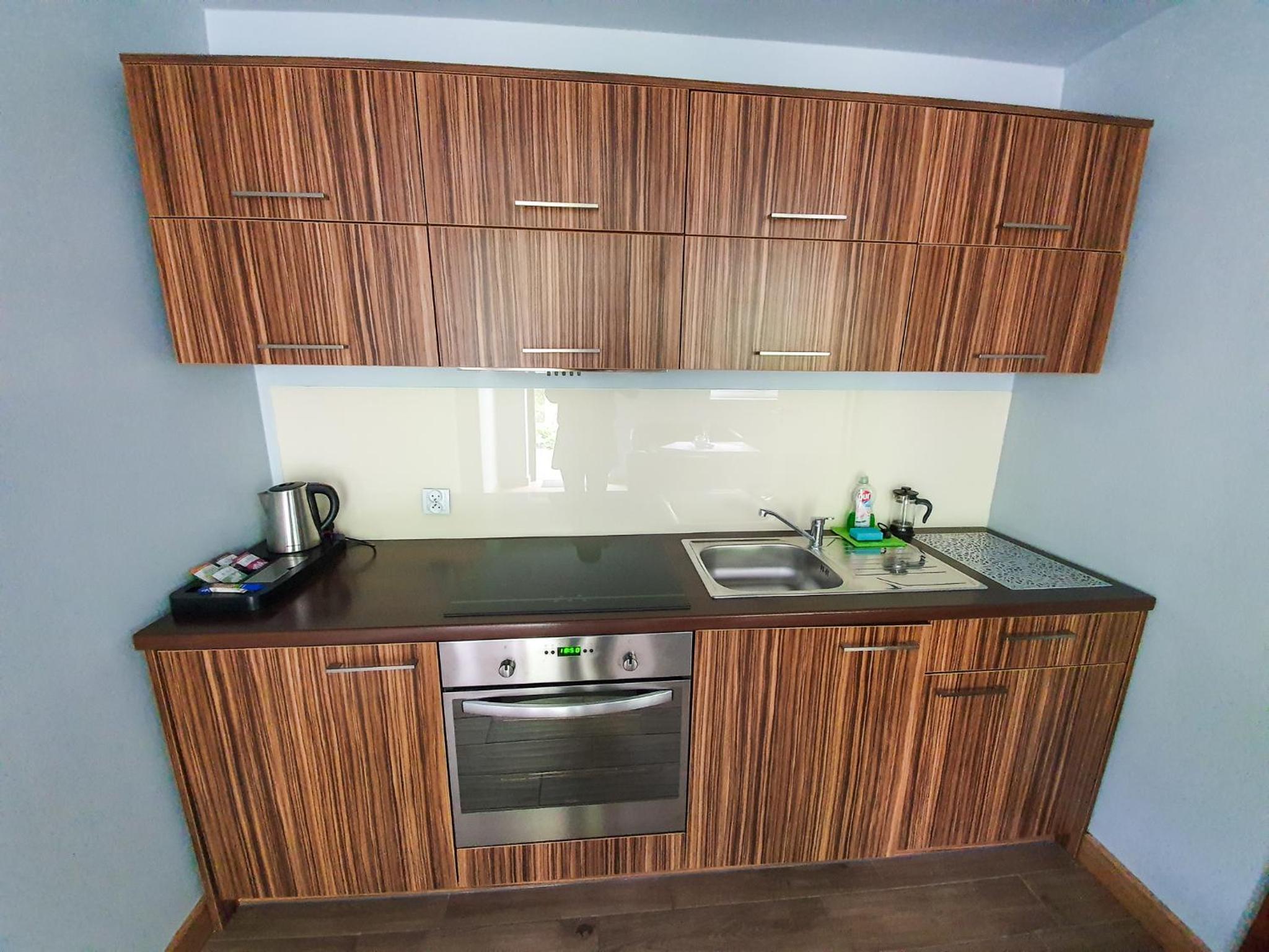 One-Bedroom Apartment - Photo 6