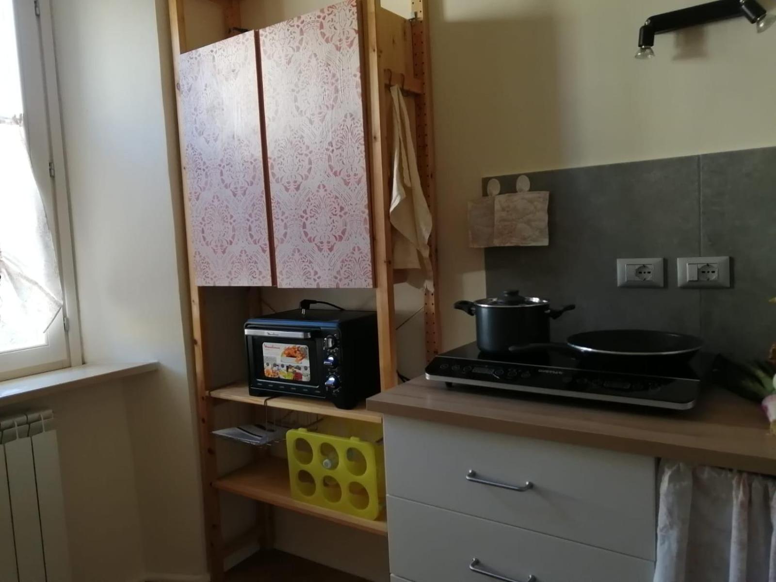 One-Bedroom Apartment - Photo 8