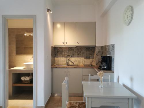 Triple Room with Terrace photo 2