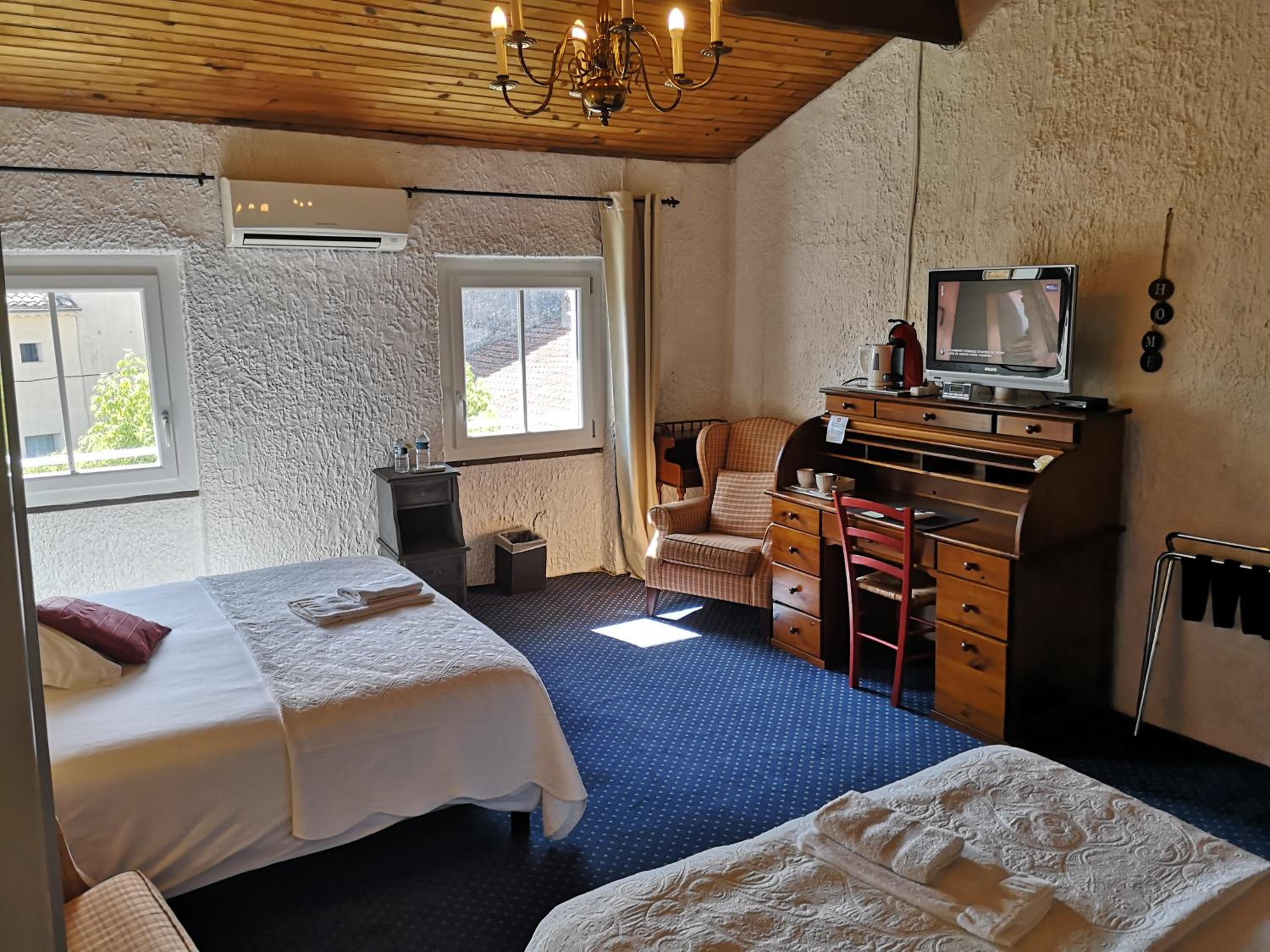 Comfort Quadruple Room - Photo 3