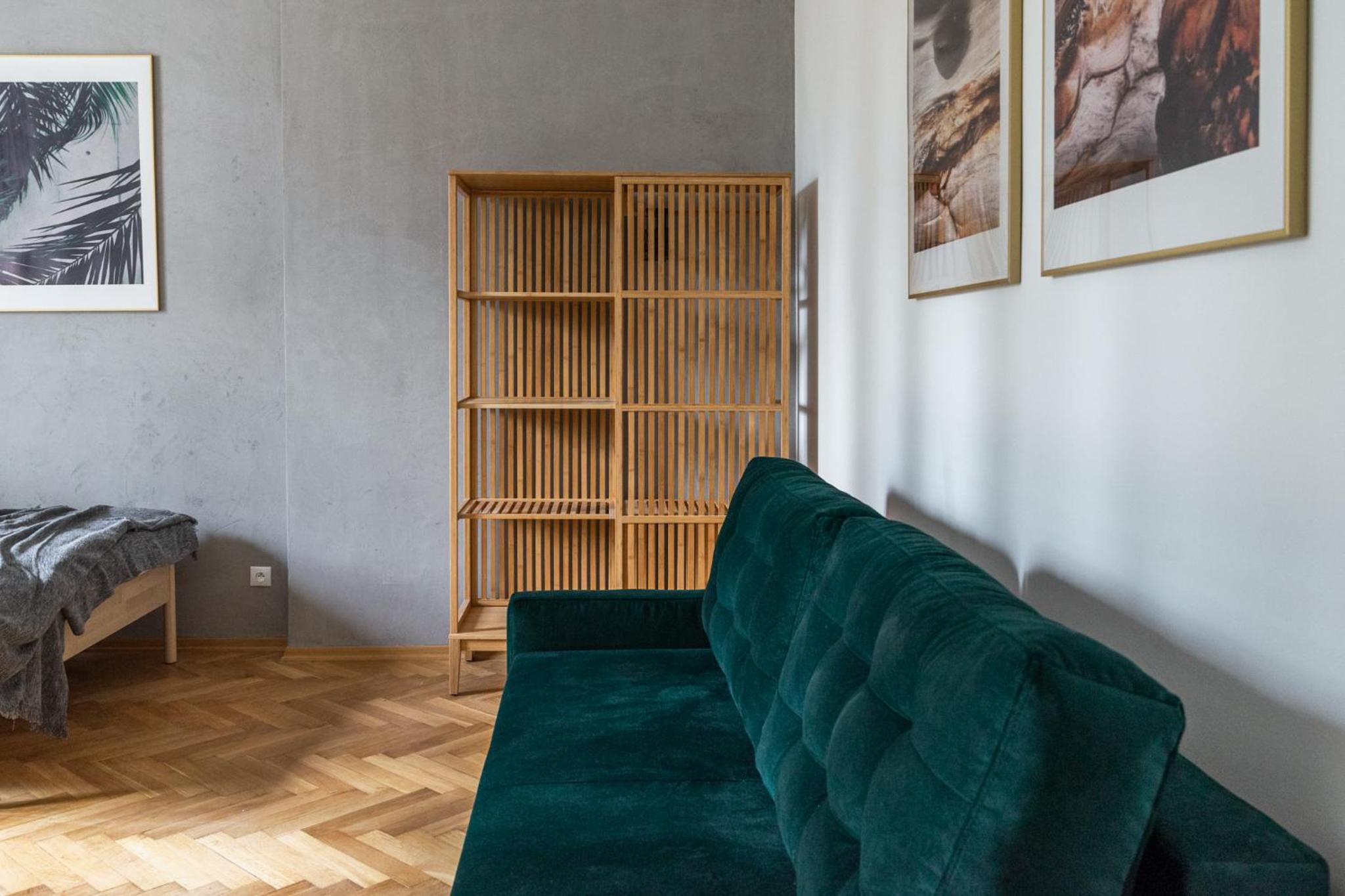 Two-Bedroom Apartment - Photo 2