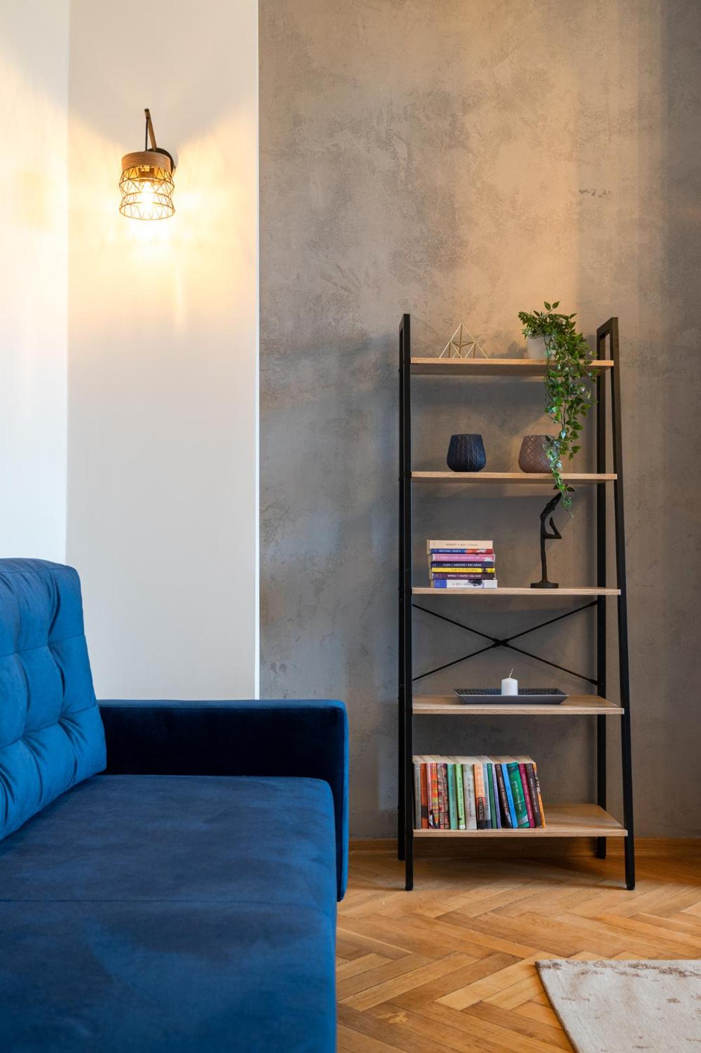 Two-Bedroom Apartment - Photo 5
